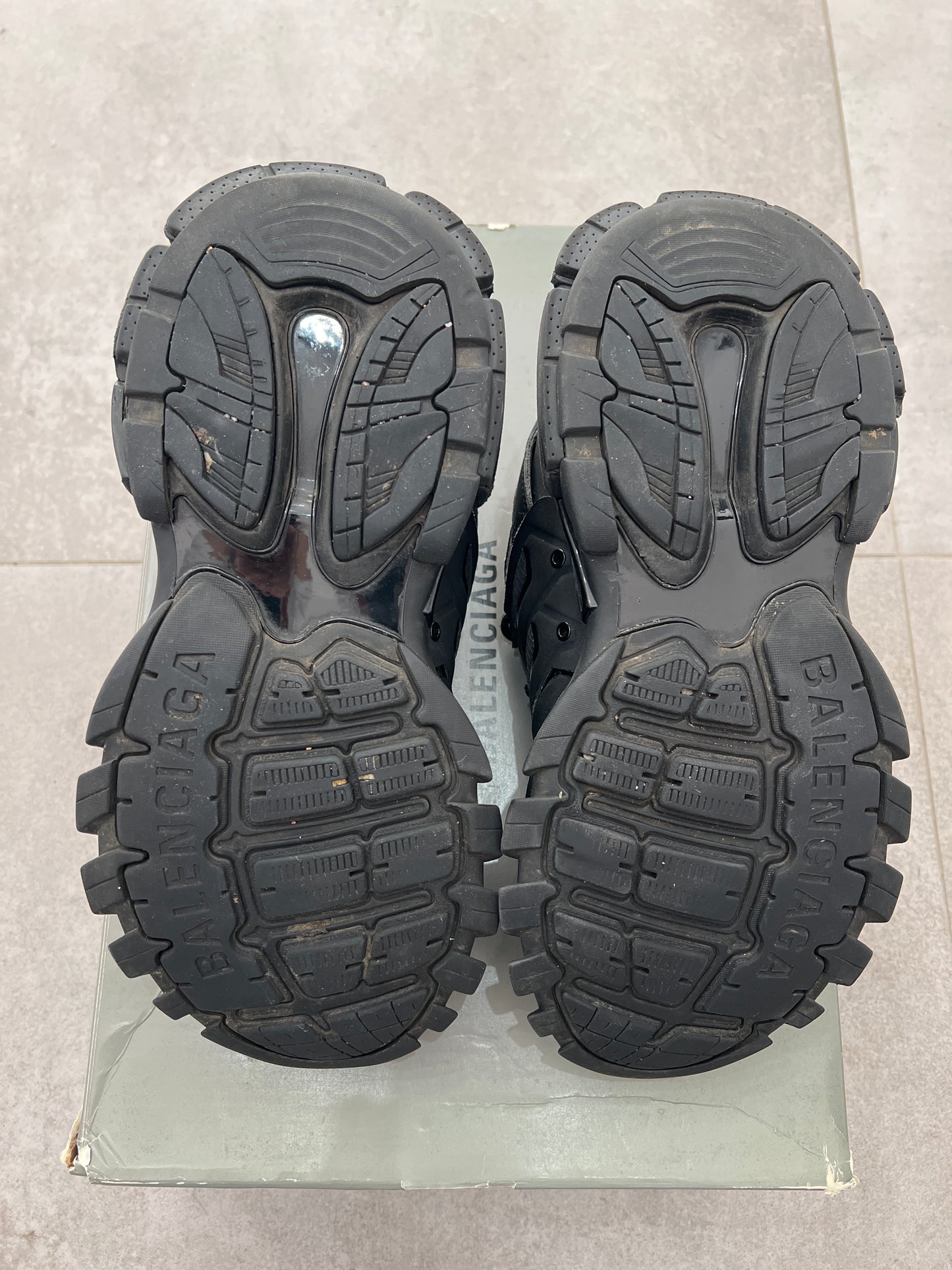 Balenciaga Track Black