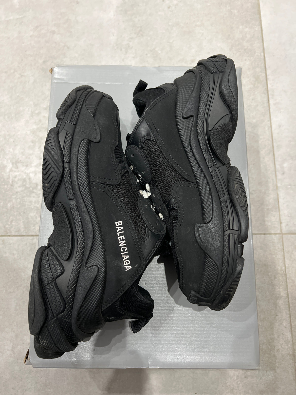 Balenciaga Triple S/3S Black