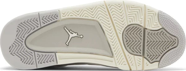 Air Jordan 4 Frozen Moments