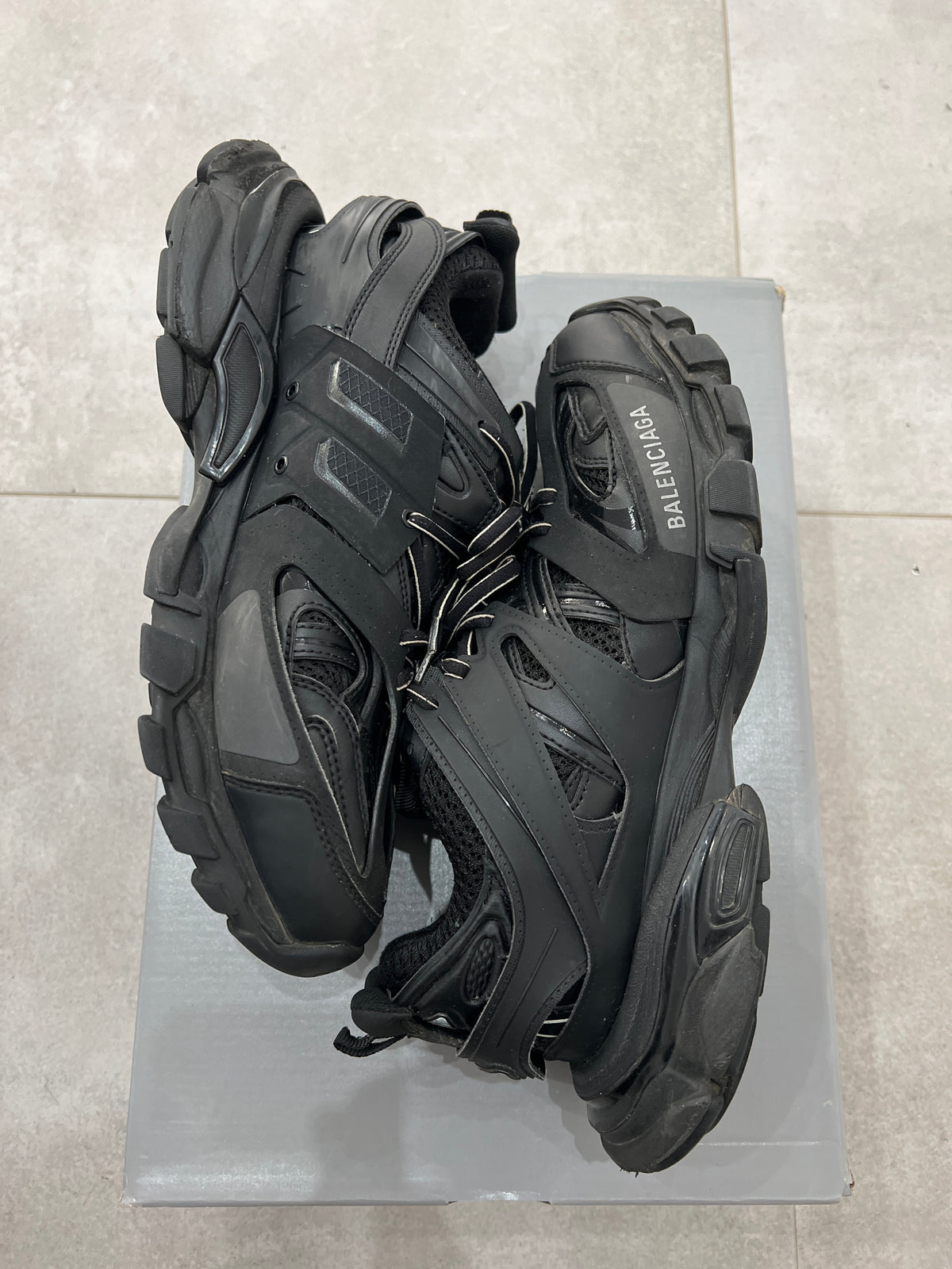 Balenciaga Track Black