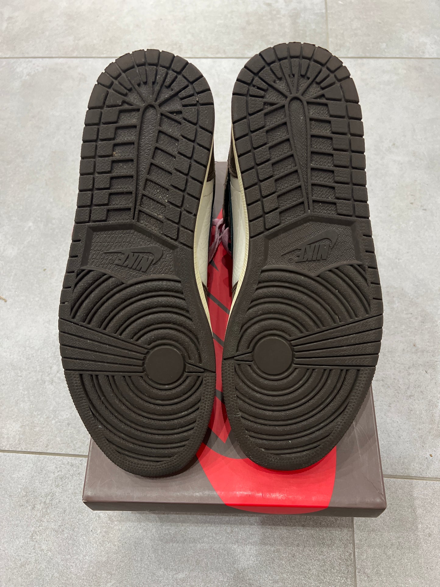 Jordan 1 High x Travis Scott OG Dark Mocha