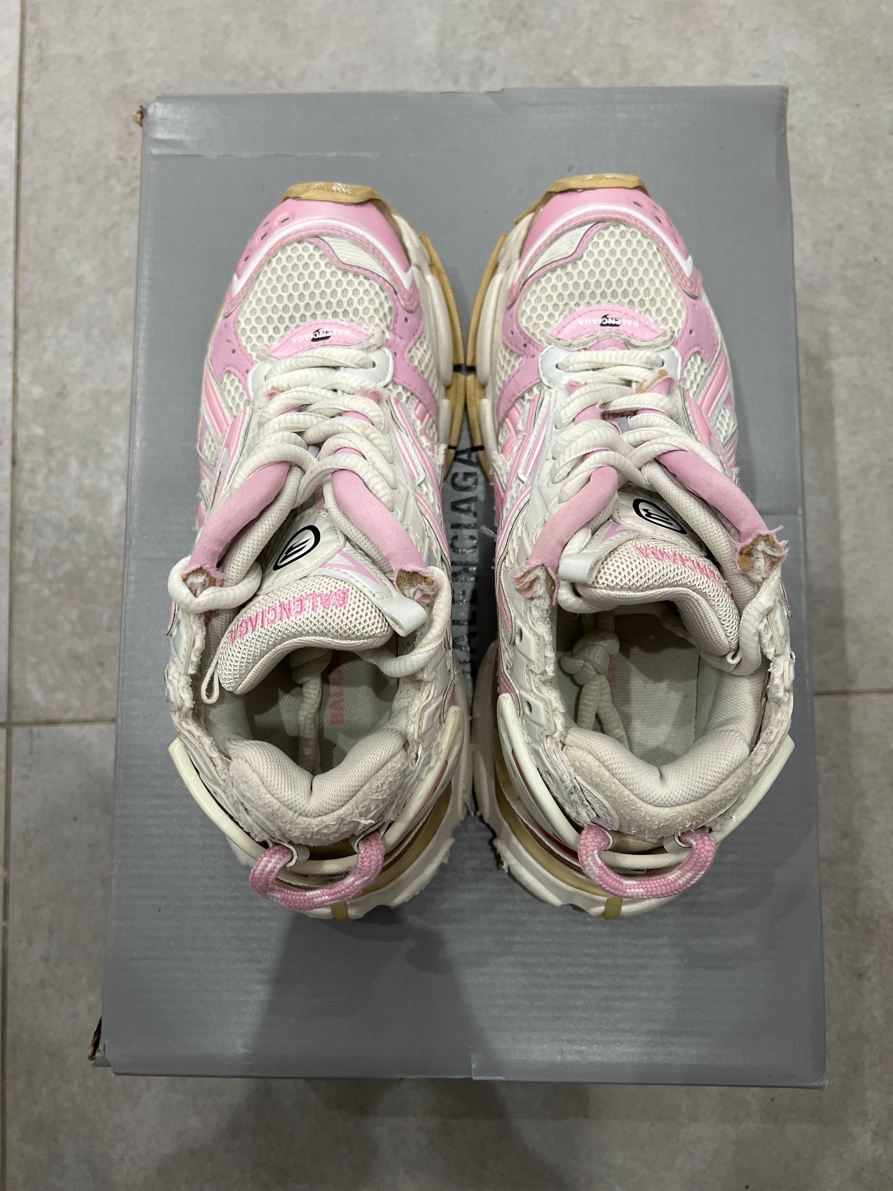 Balenciaga Runner White/Pink