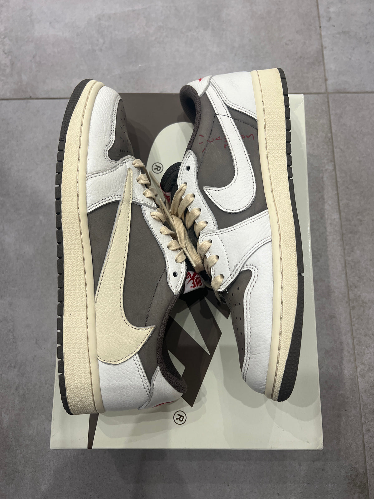 Jordan 1 Low x Travis Scott "Reverse Mocha"