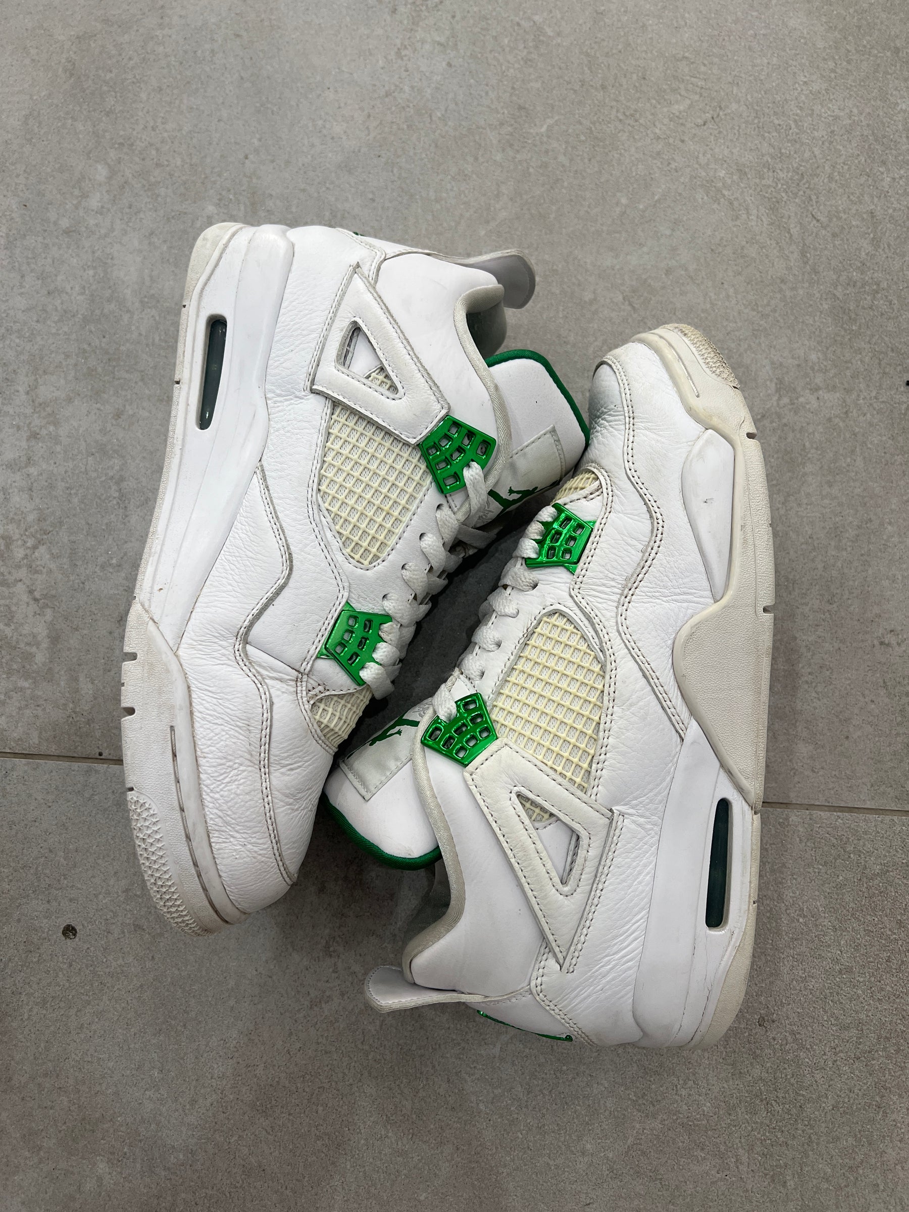 Jordan 4 Metalic Green