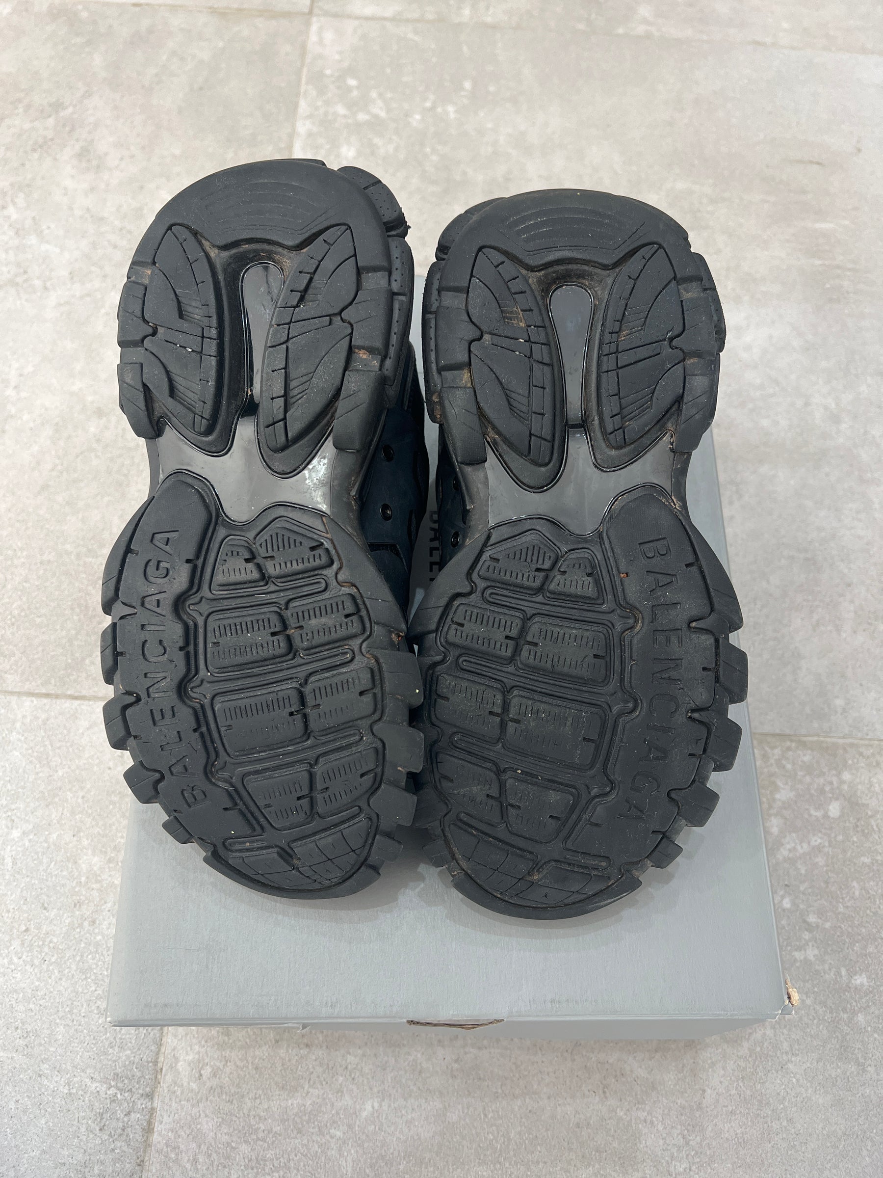 Balenciaga Track Black