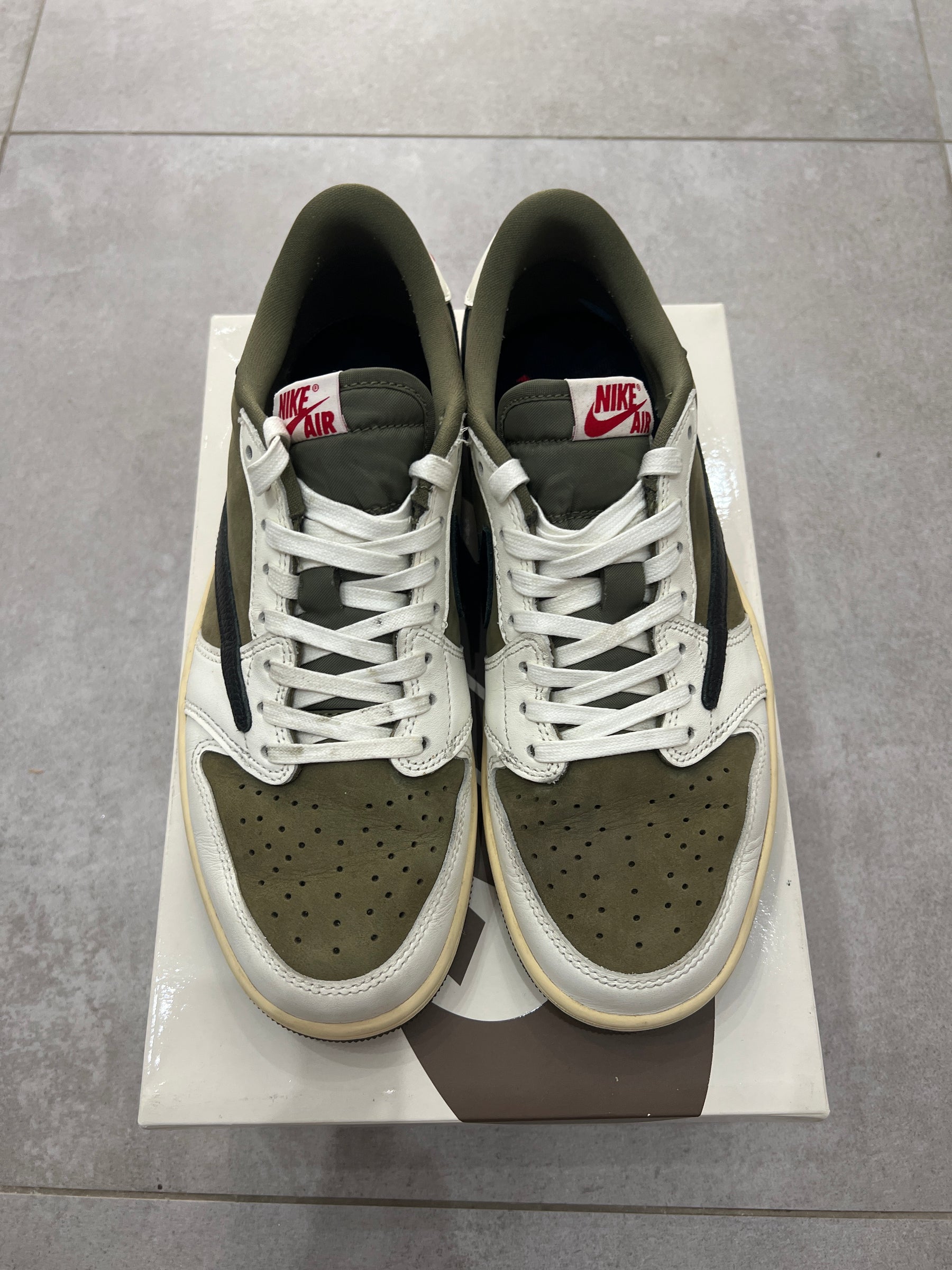 Jordan 1 Low x Travis Scott Medium Olive