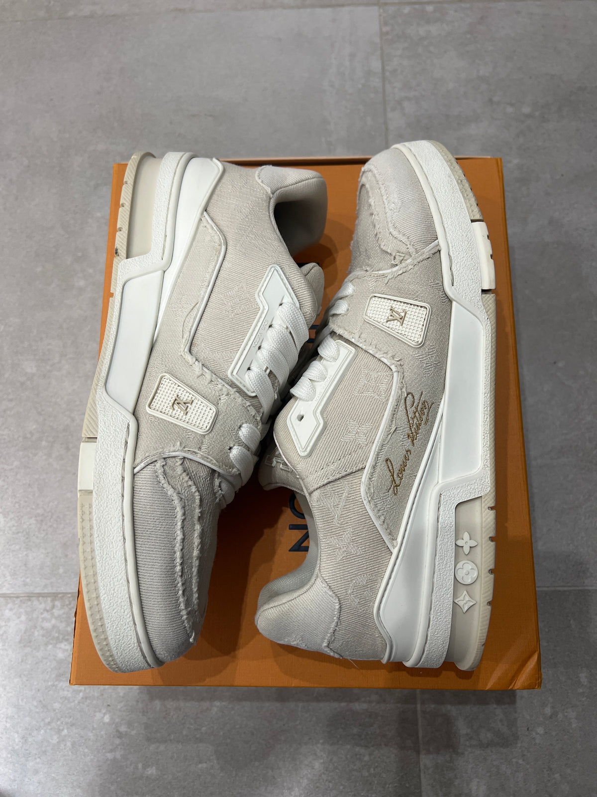 Louis Vuitton White Beige Monogram Trainer