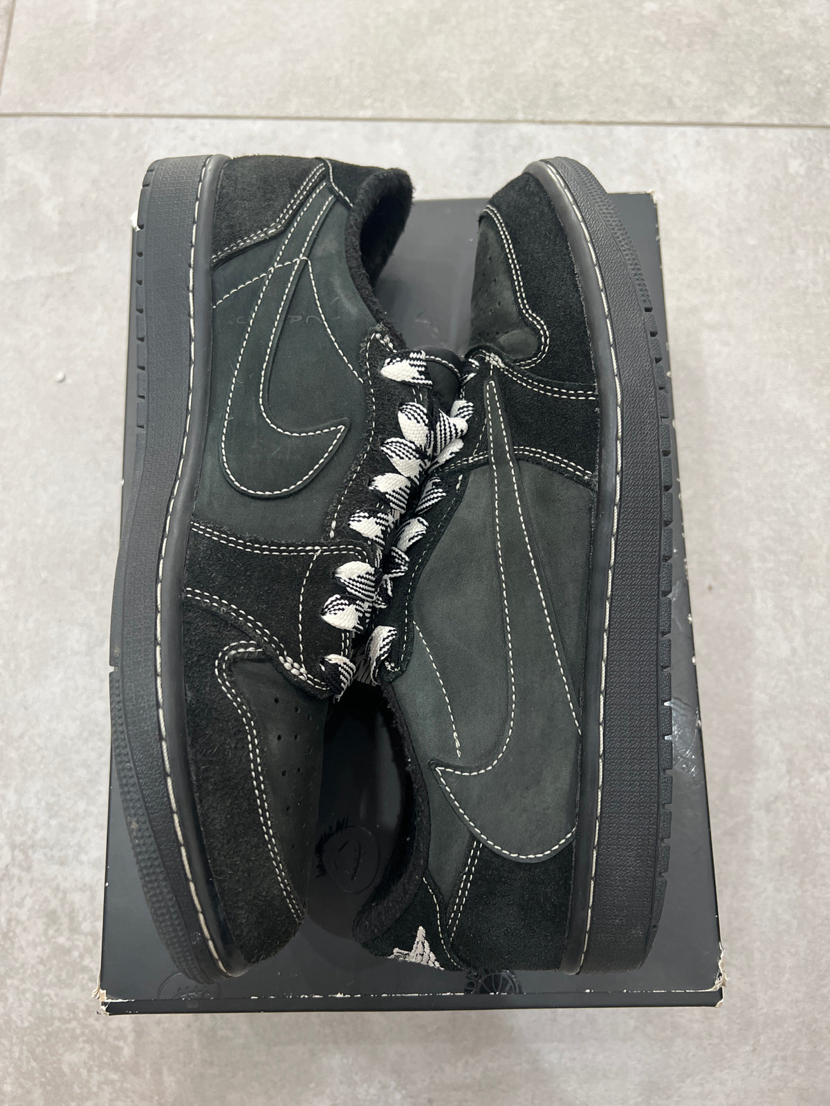 Jordan 1 x Travis Scott „Black Phantom”