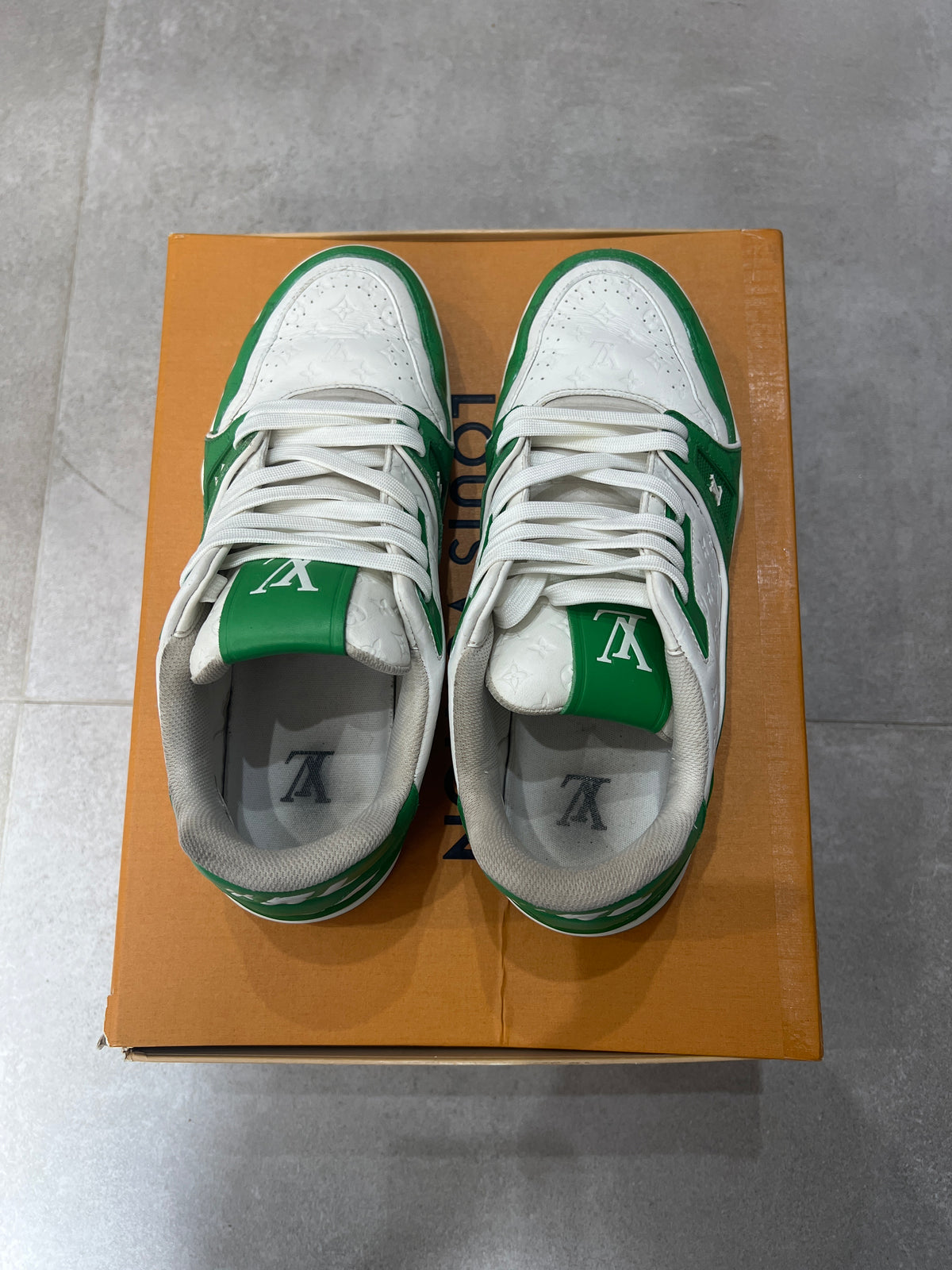 Louis Vuitton Trainer Signature #54 White/Green