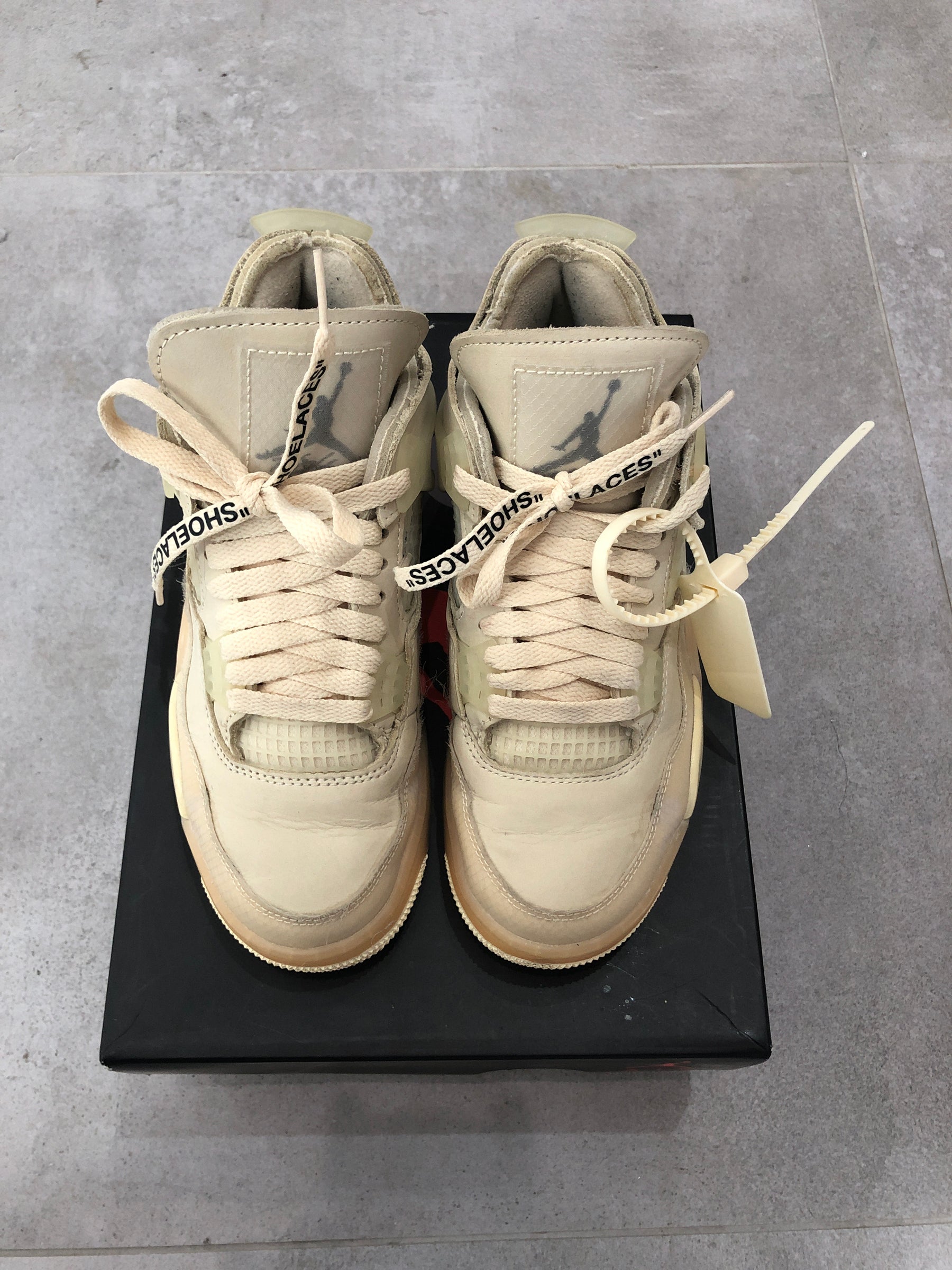 Jordan 4 OFf-White „Sail”
