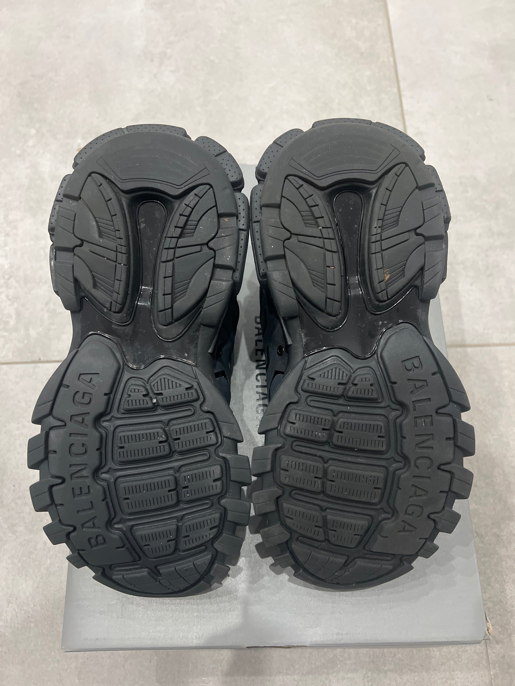 Balenciaga Track Black