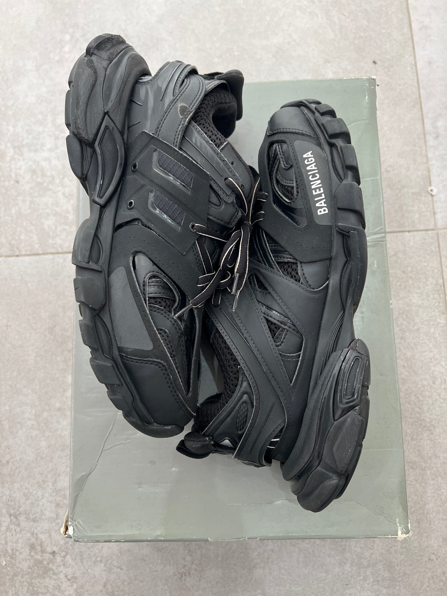 Balenciaga Track Black
