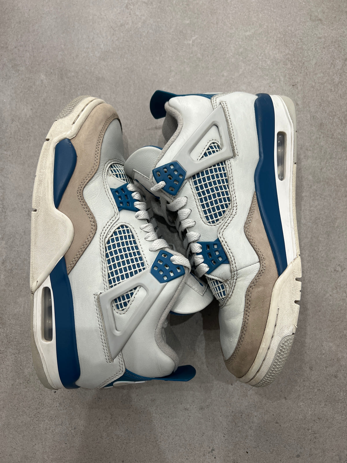 Jordan 4 Military Blue