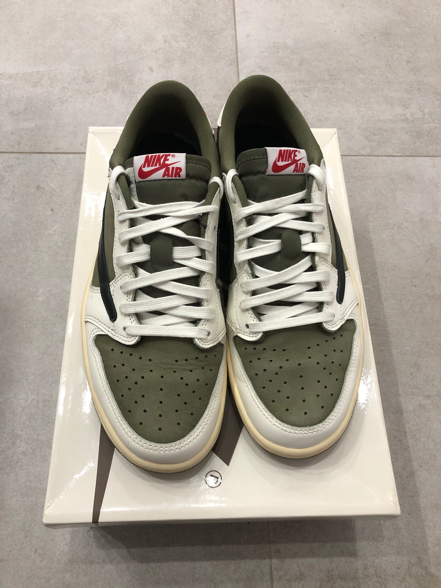 Jordan 1 Low x Travis Scott Medium Olive