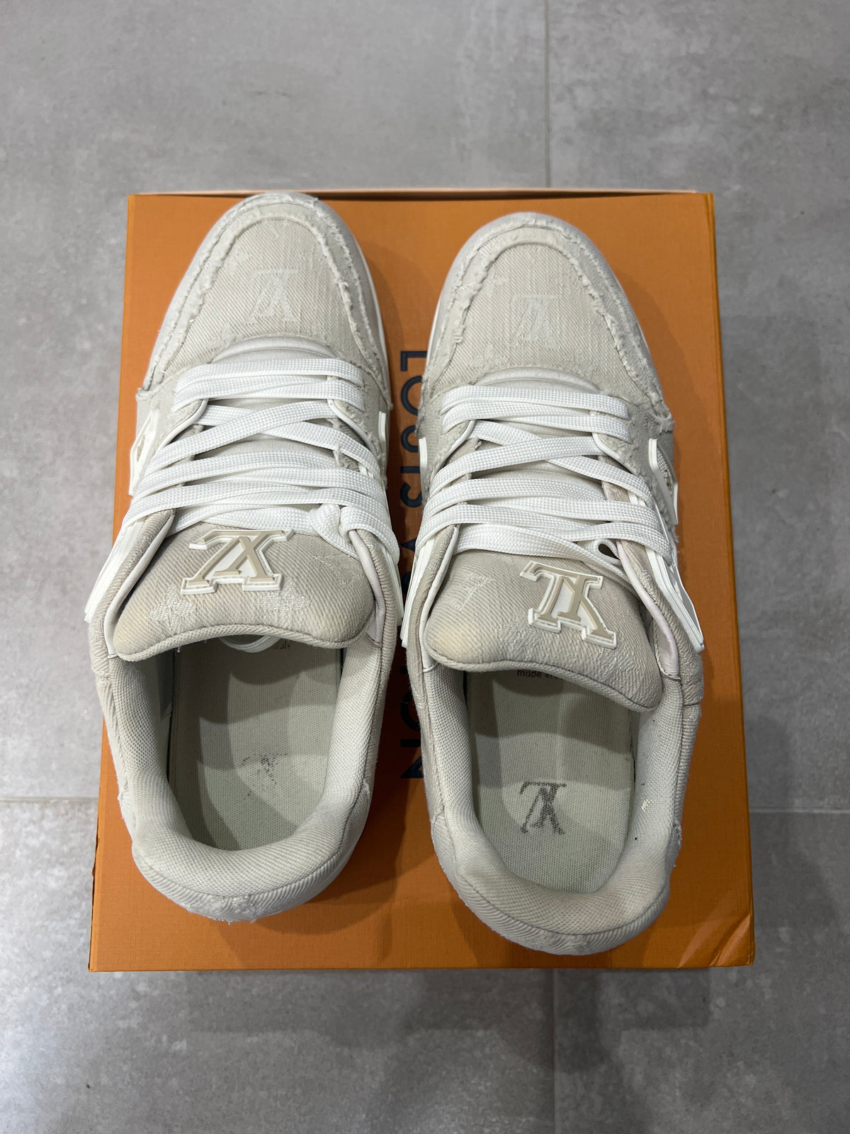 Louis Vuitton White Beige Monogram Trainer