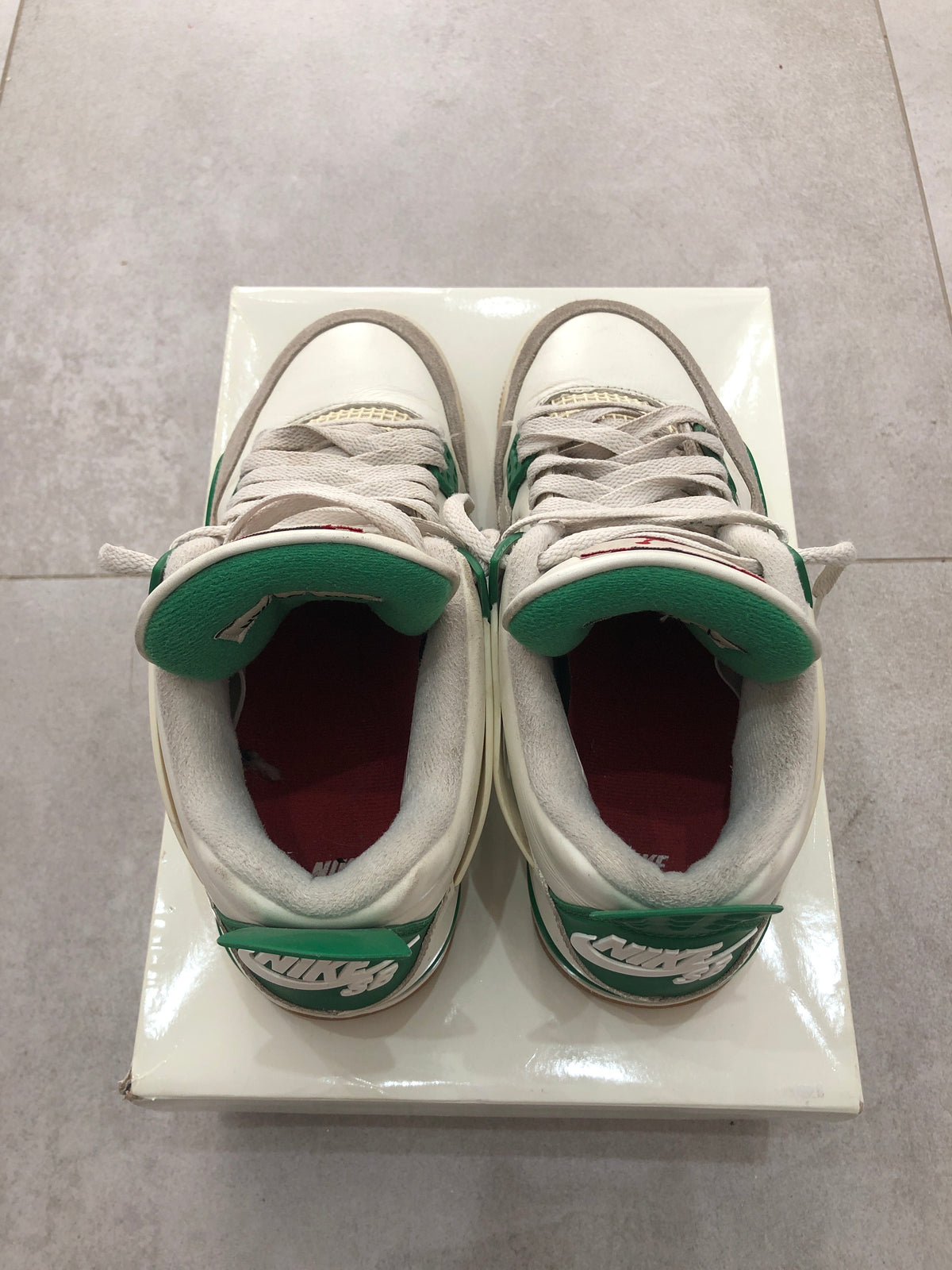 Jordan 4 SB Pine Green