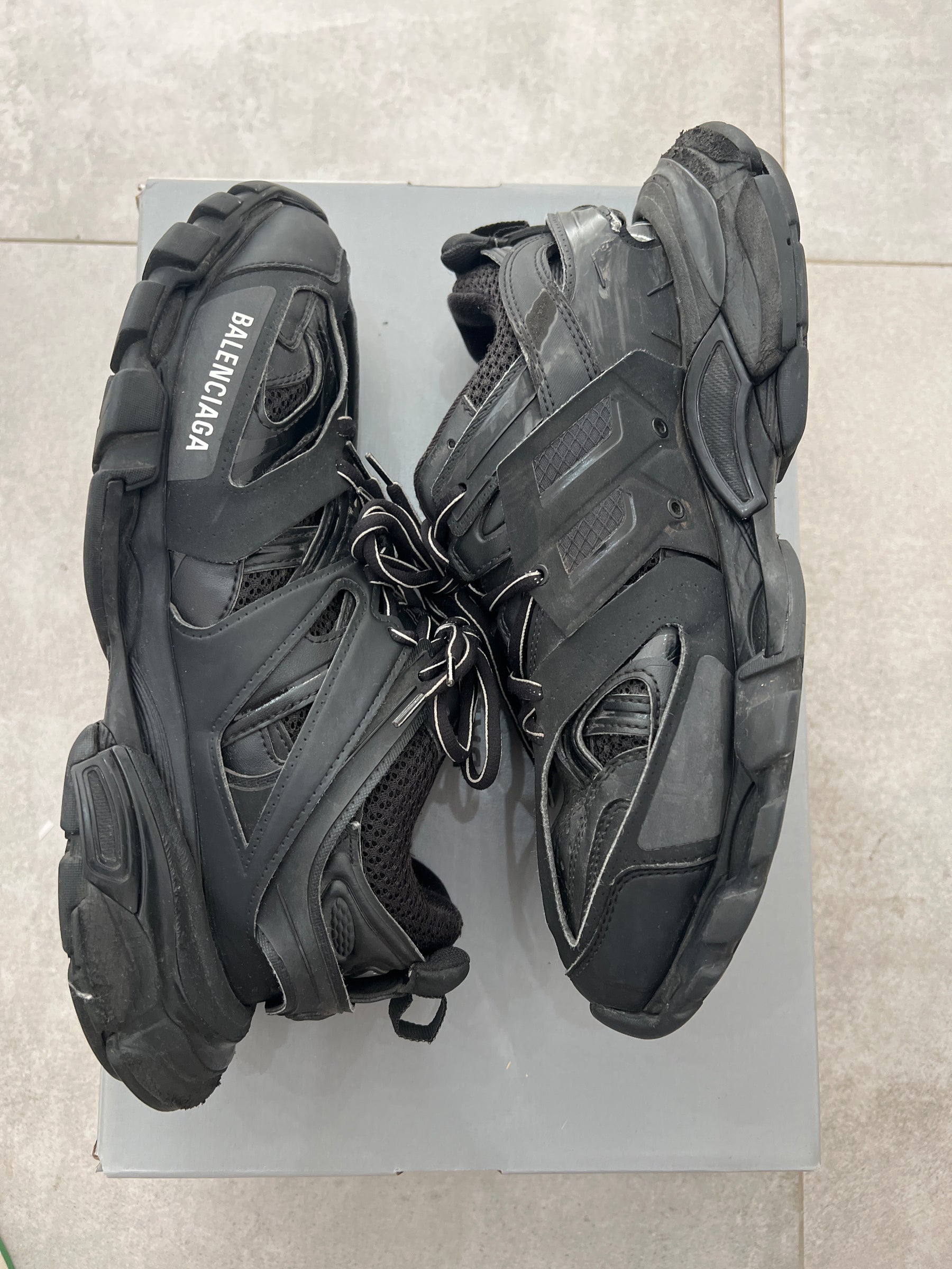 Balenciaga Track Black