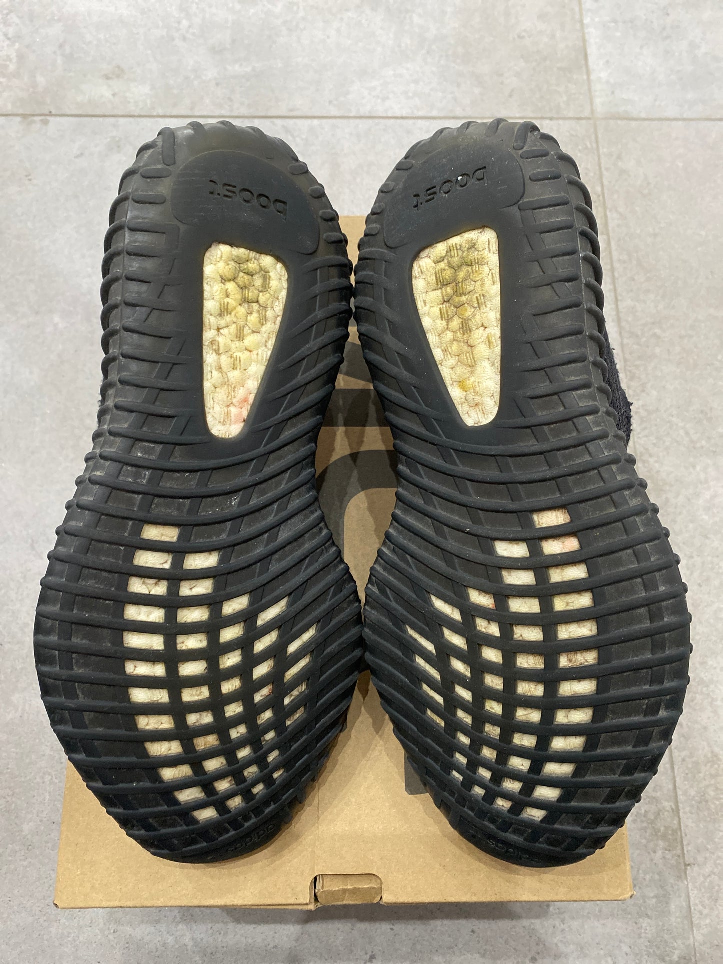 Yezzy 350V2 Onyx