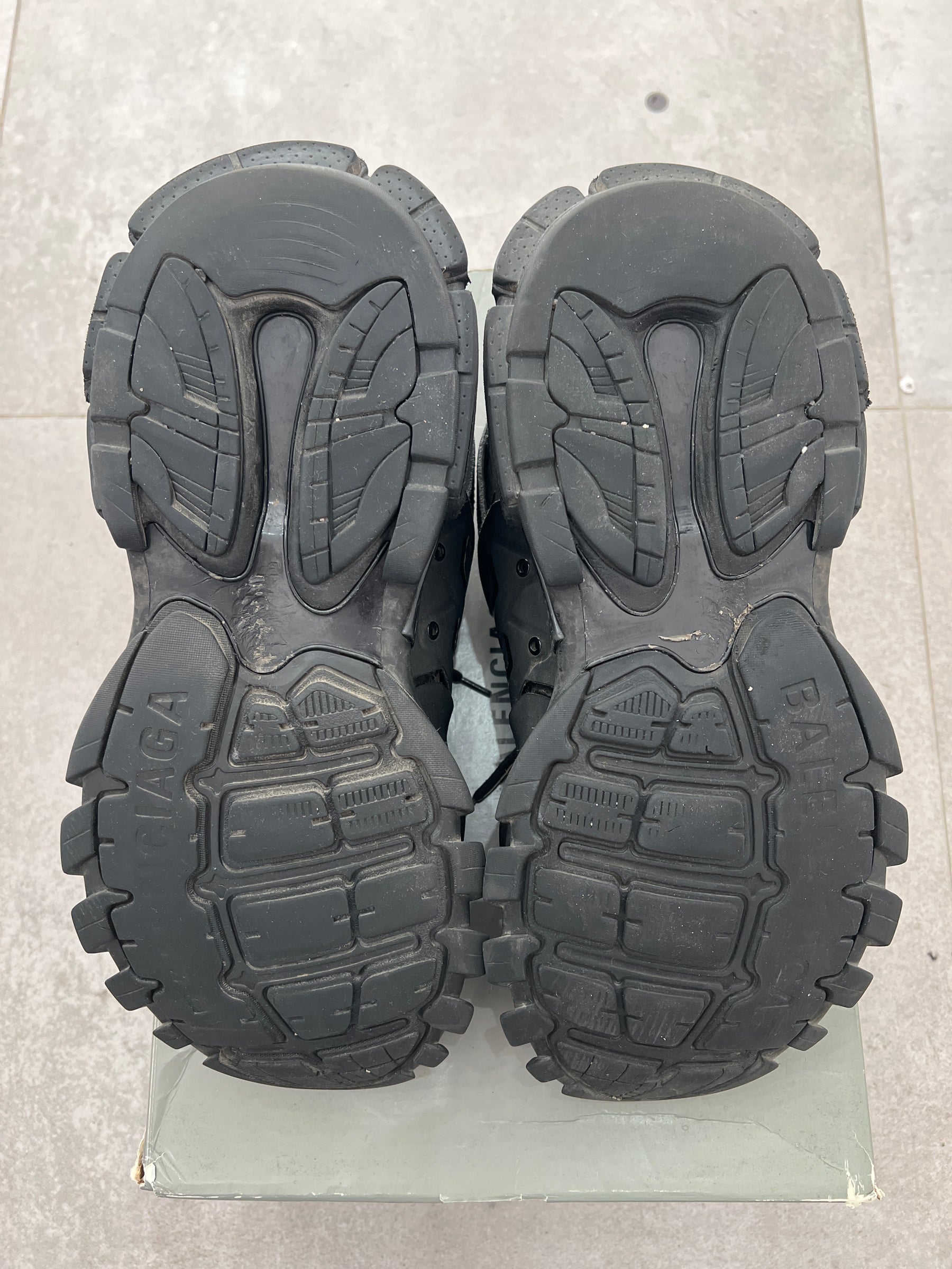 Balenciaga Track Black