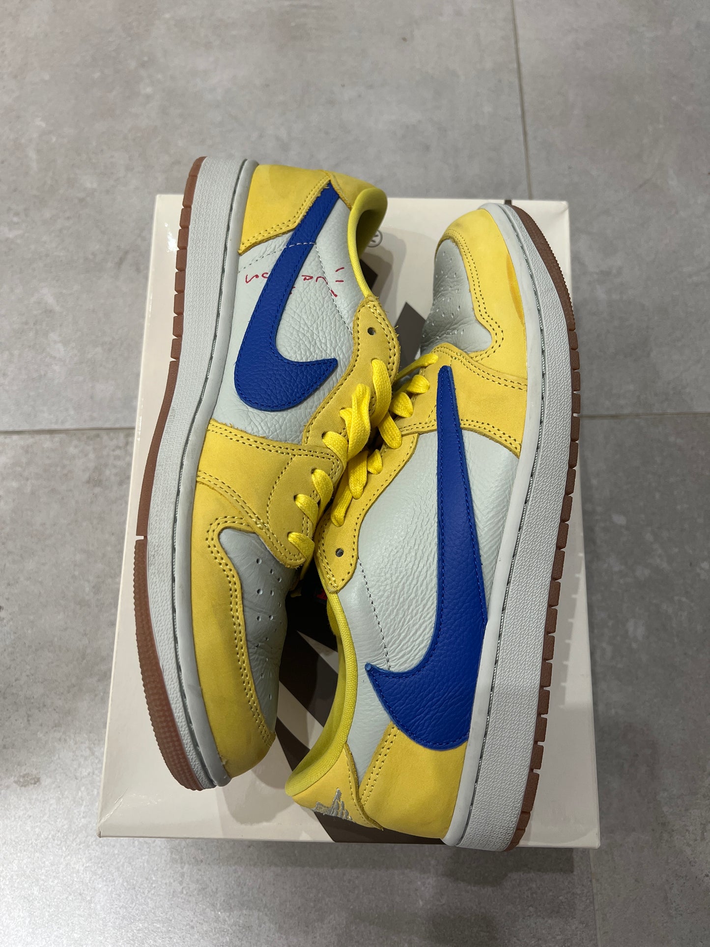 Jordan 1 Low x Travis Scott „canary”