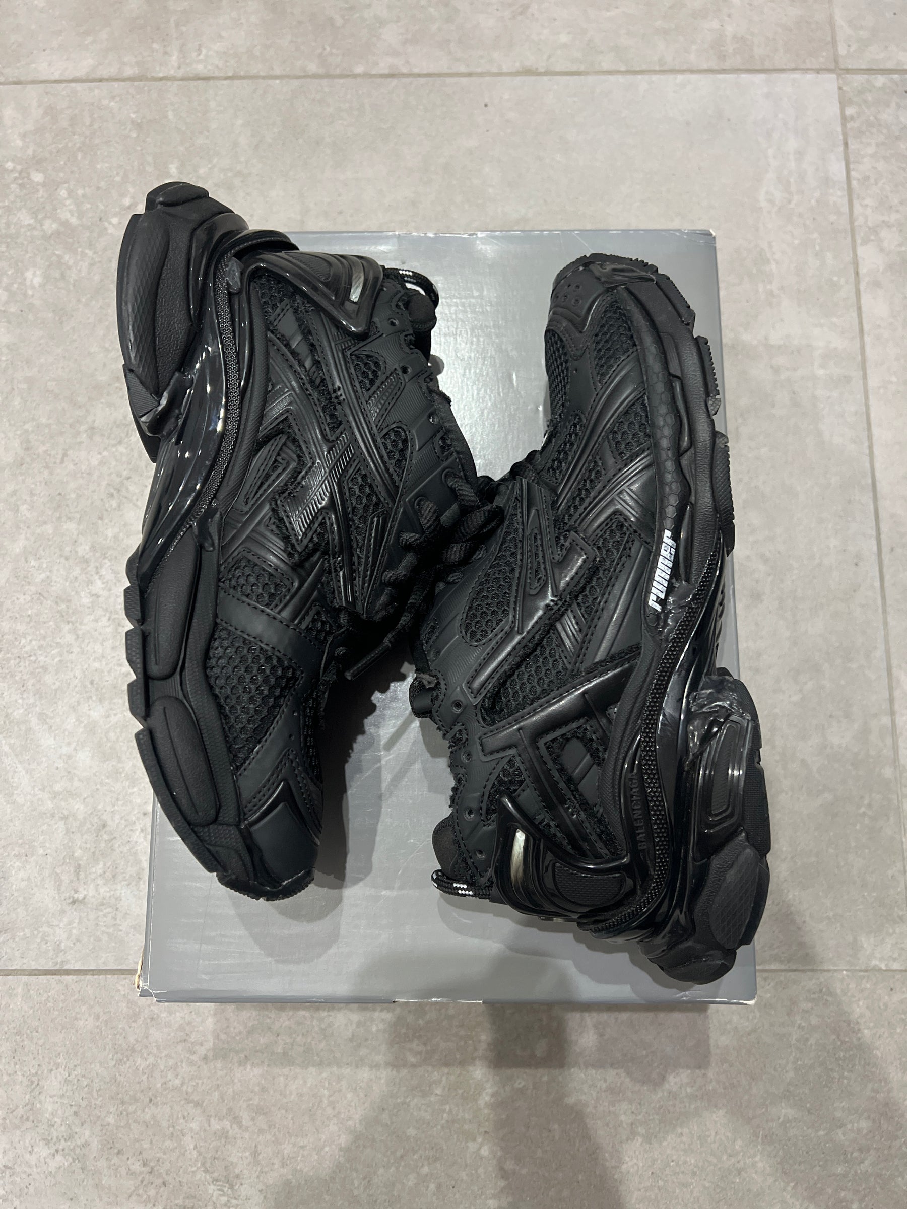 Balenciaga Runner Black