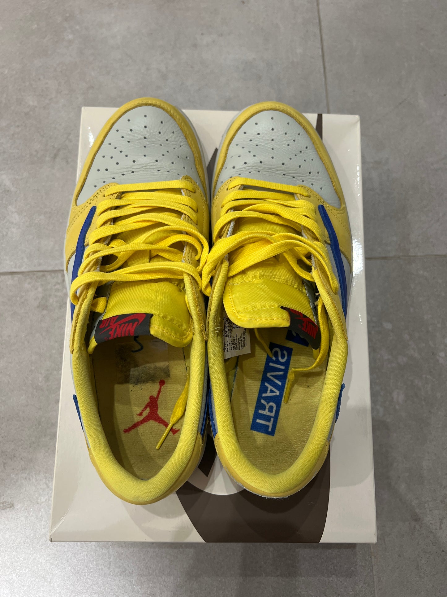 Jordan 1 Low x Travis Scott „canary”