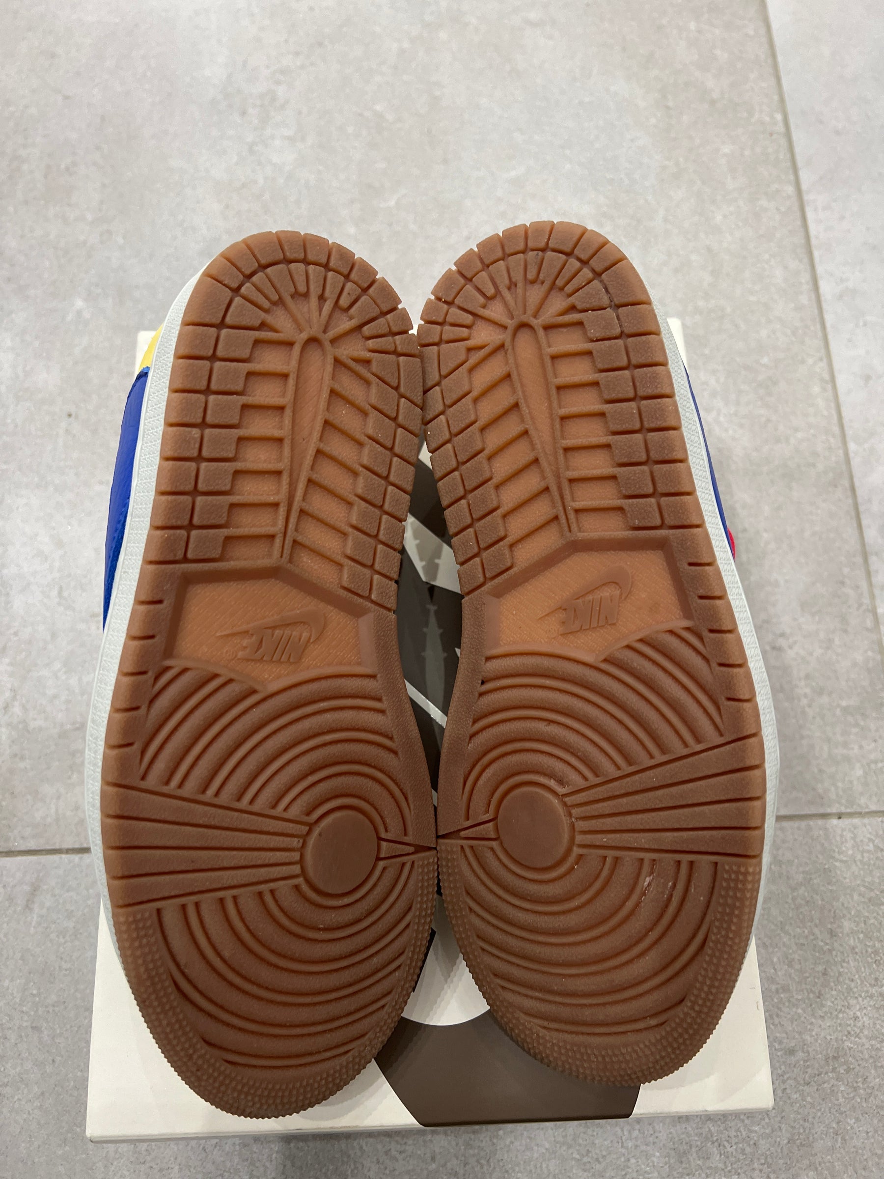 Air Jordan 1 Low x Travis Scott „Canary”