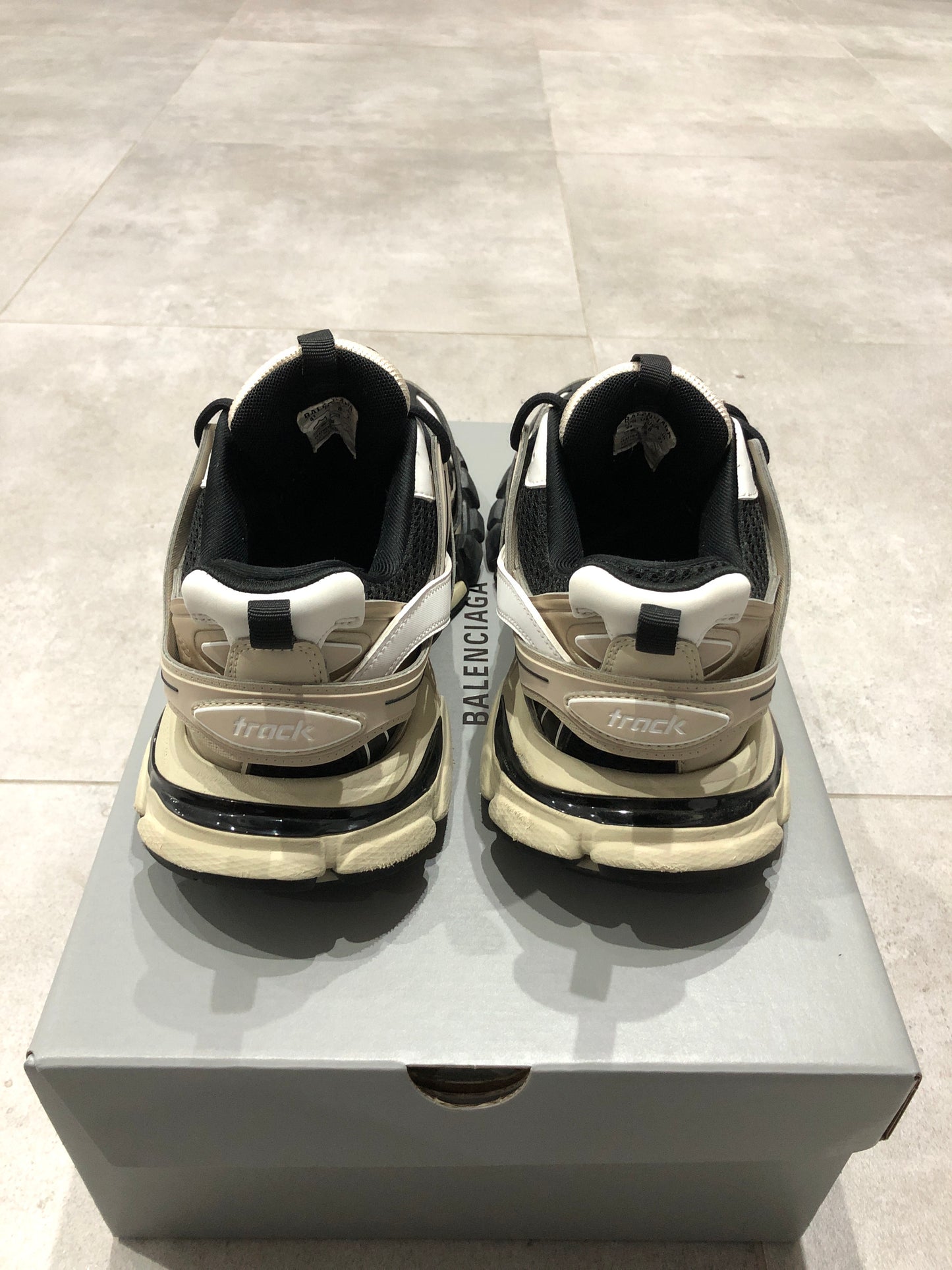 Balenciaga Track Begie/Black