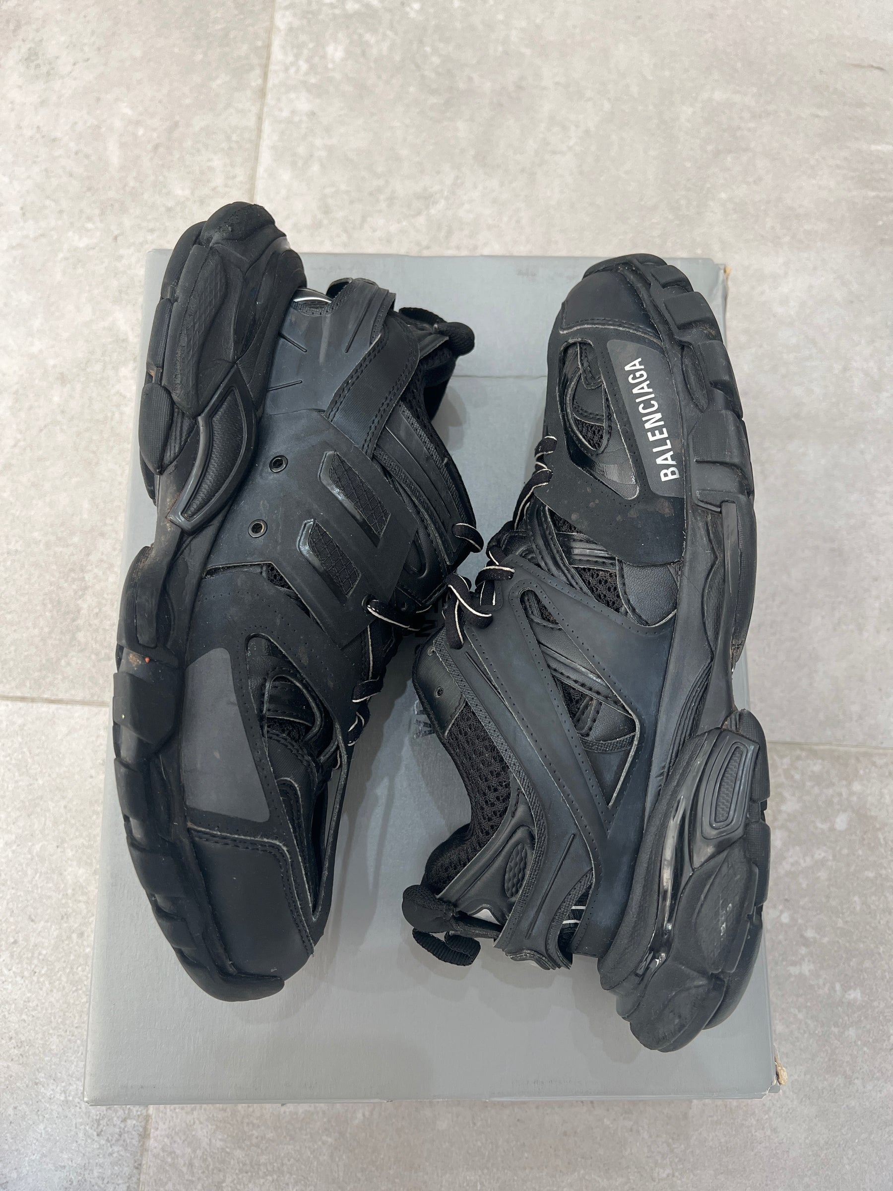 Balenciaga Track Black