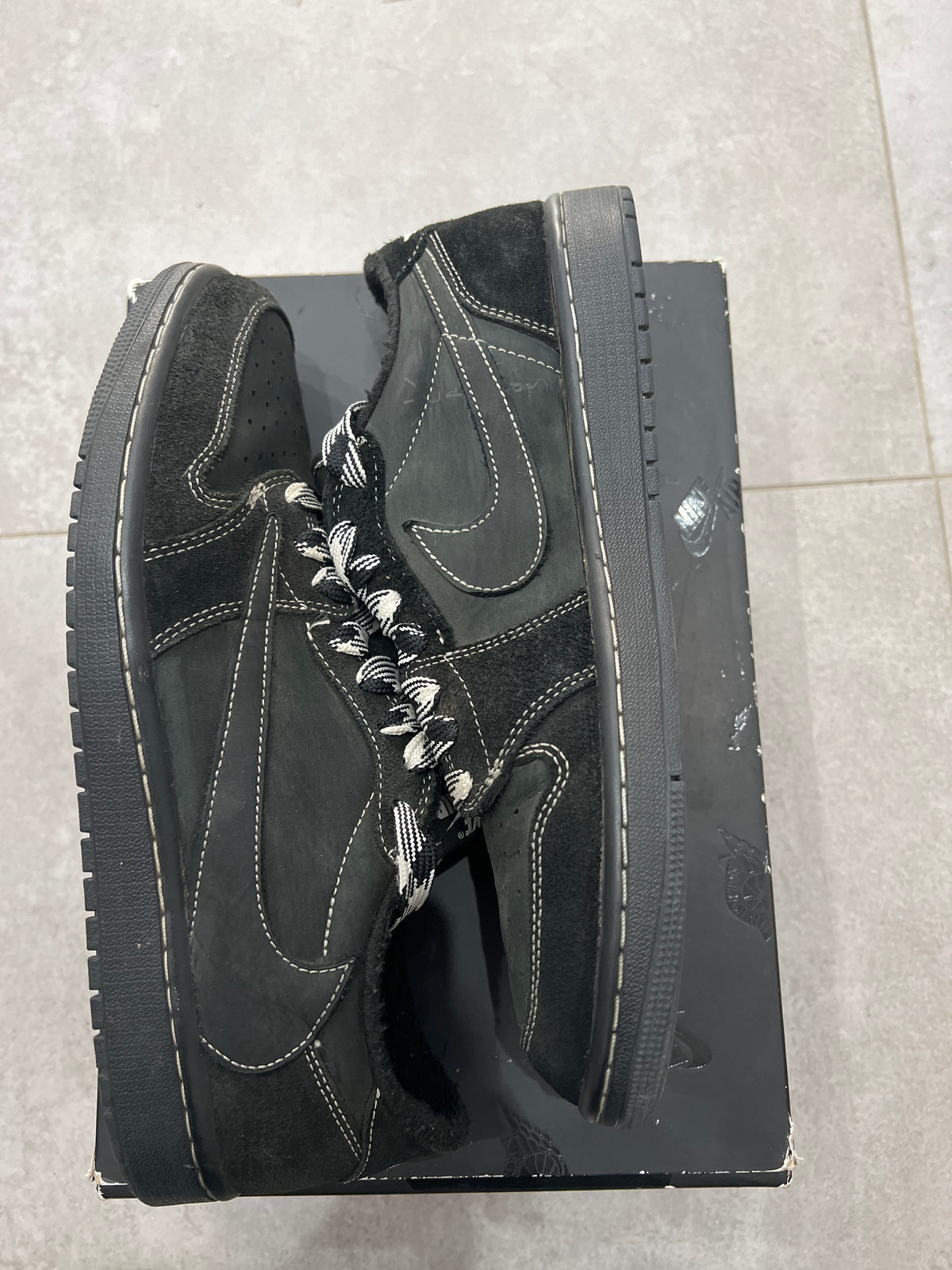 Jordan 1 Low x Travis Scott Black Phantom