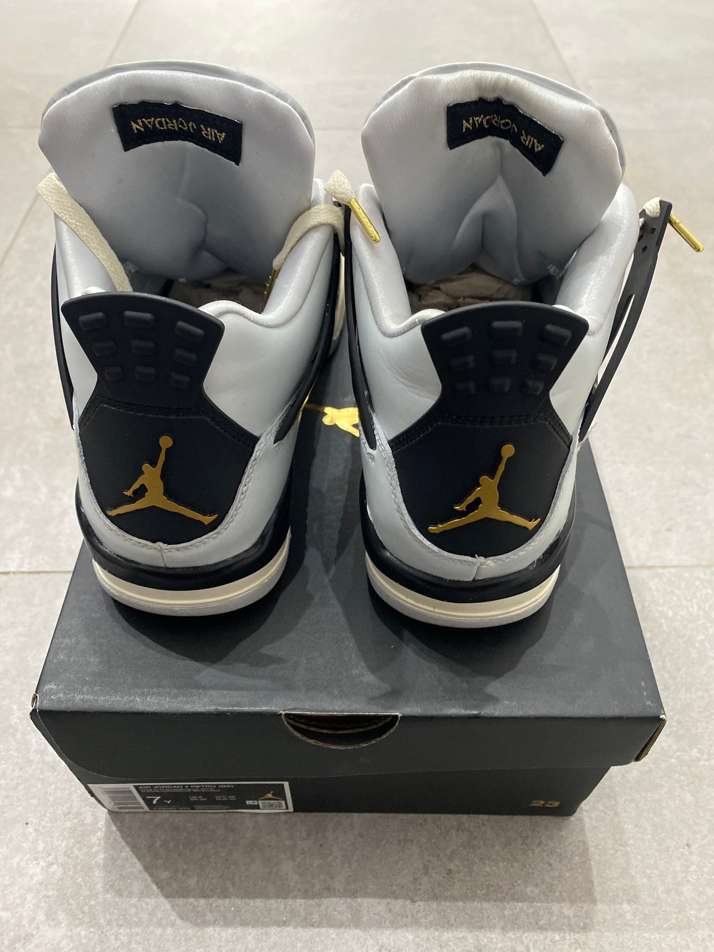 Jordan 4 Pure Platinum