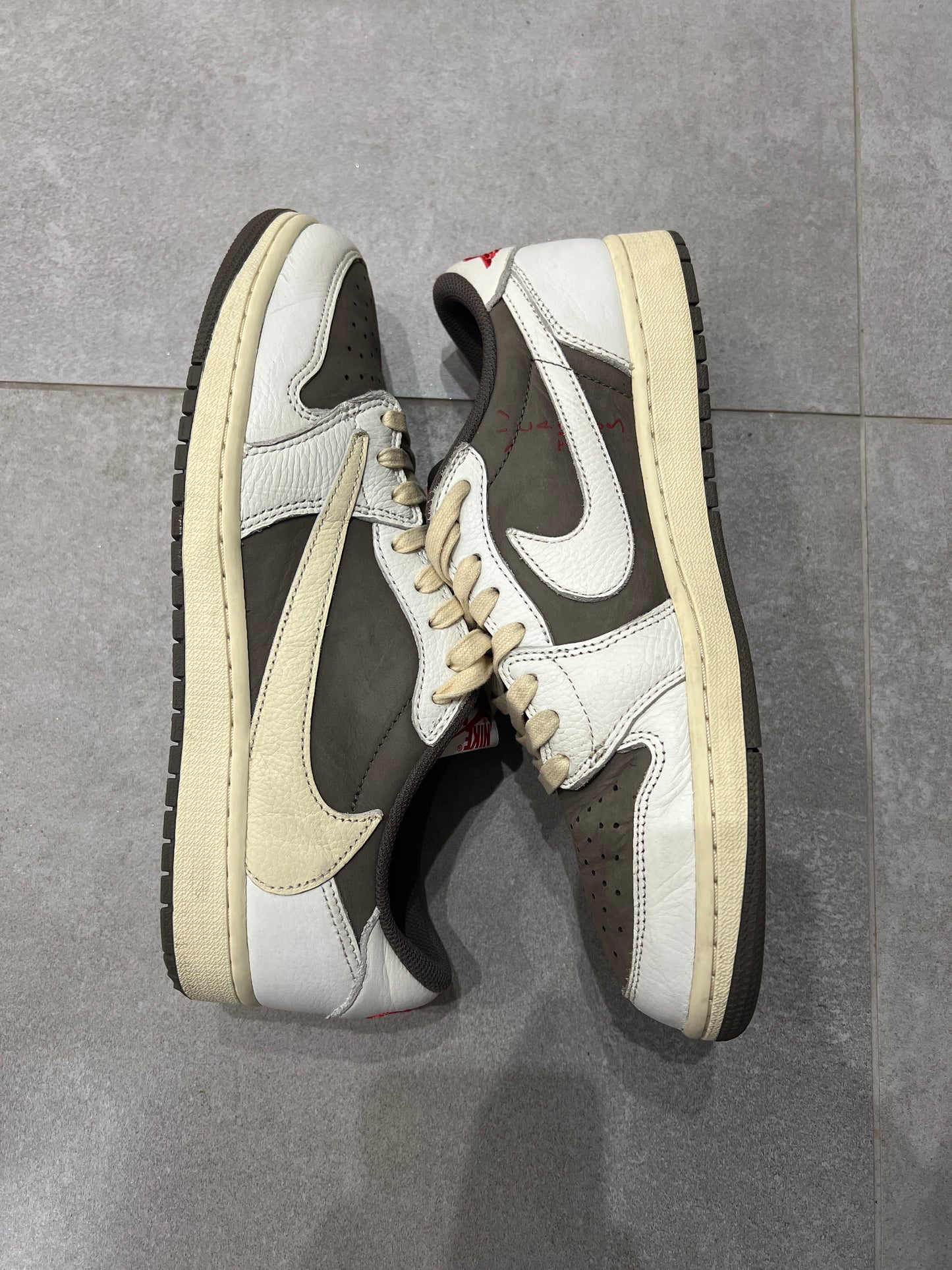 Jordan 1 x Travis Scott Reverse Mocha