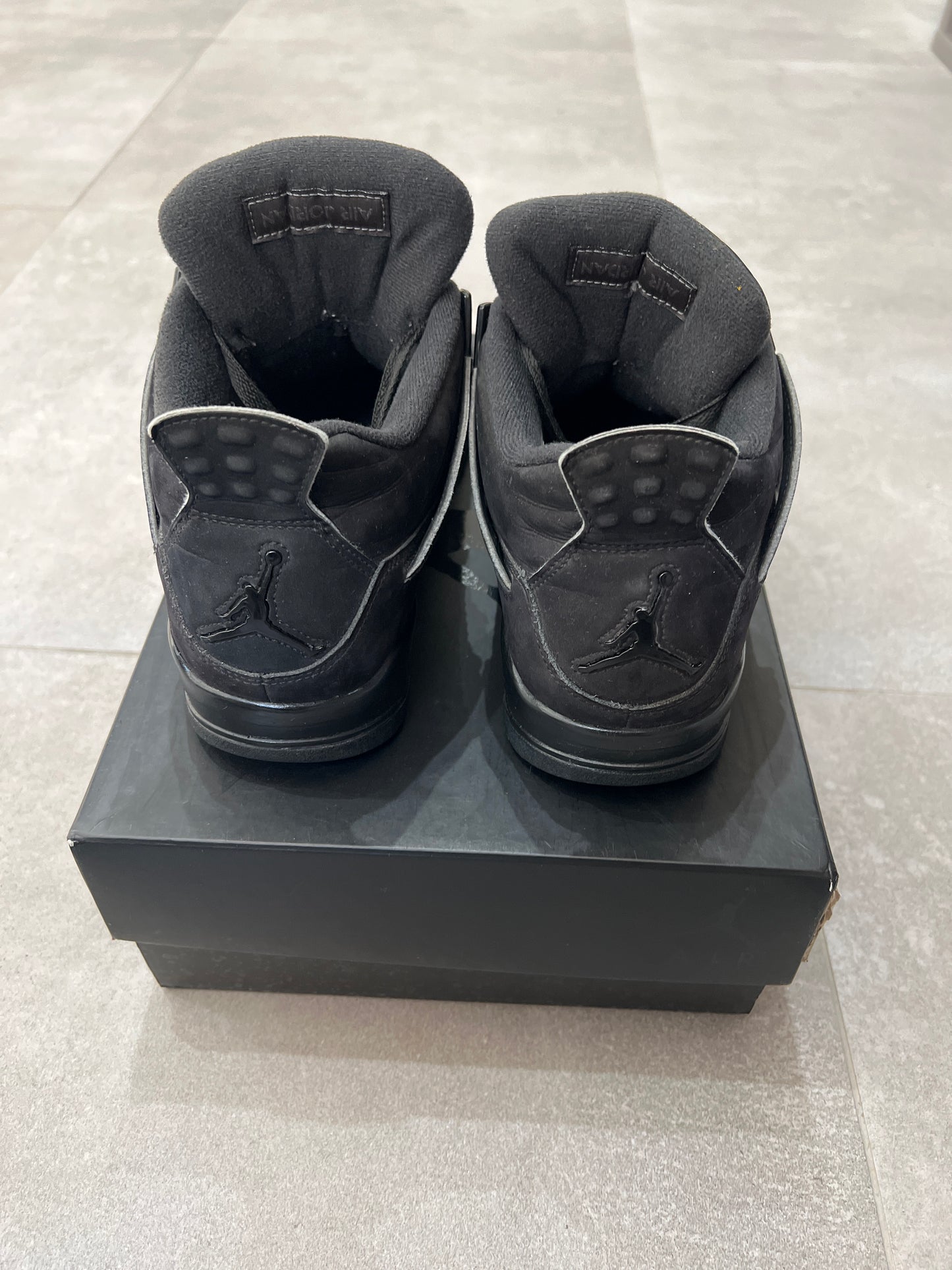 Jordan 4 Black Cat