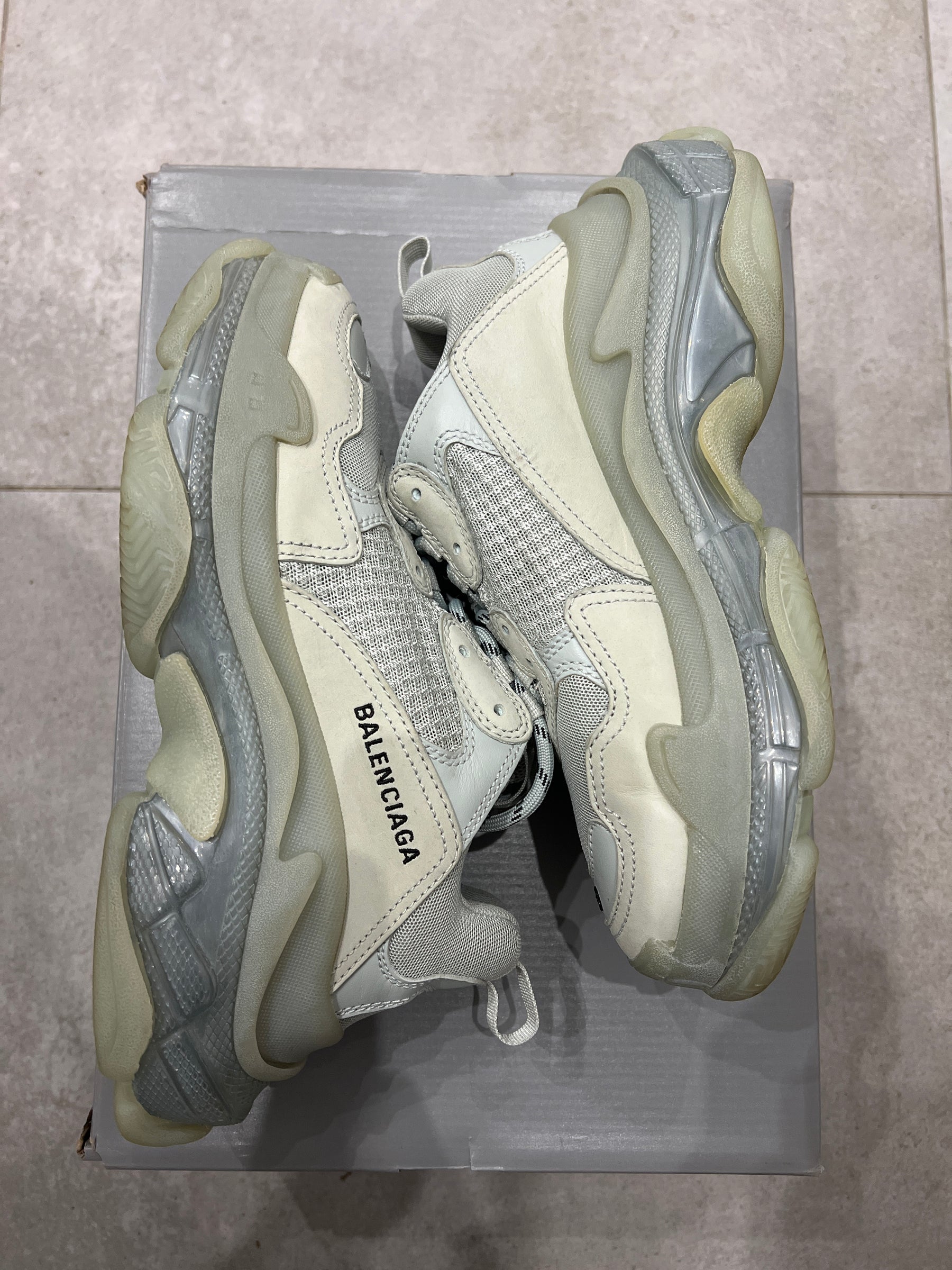 Balenciaga 3S Grey