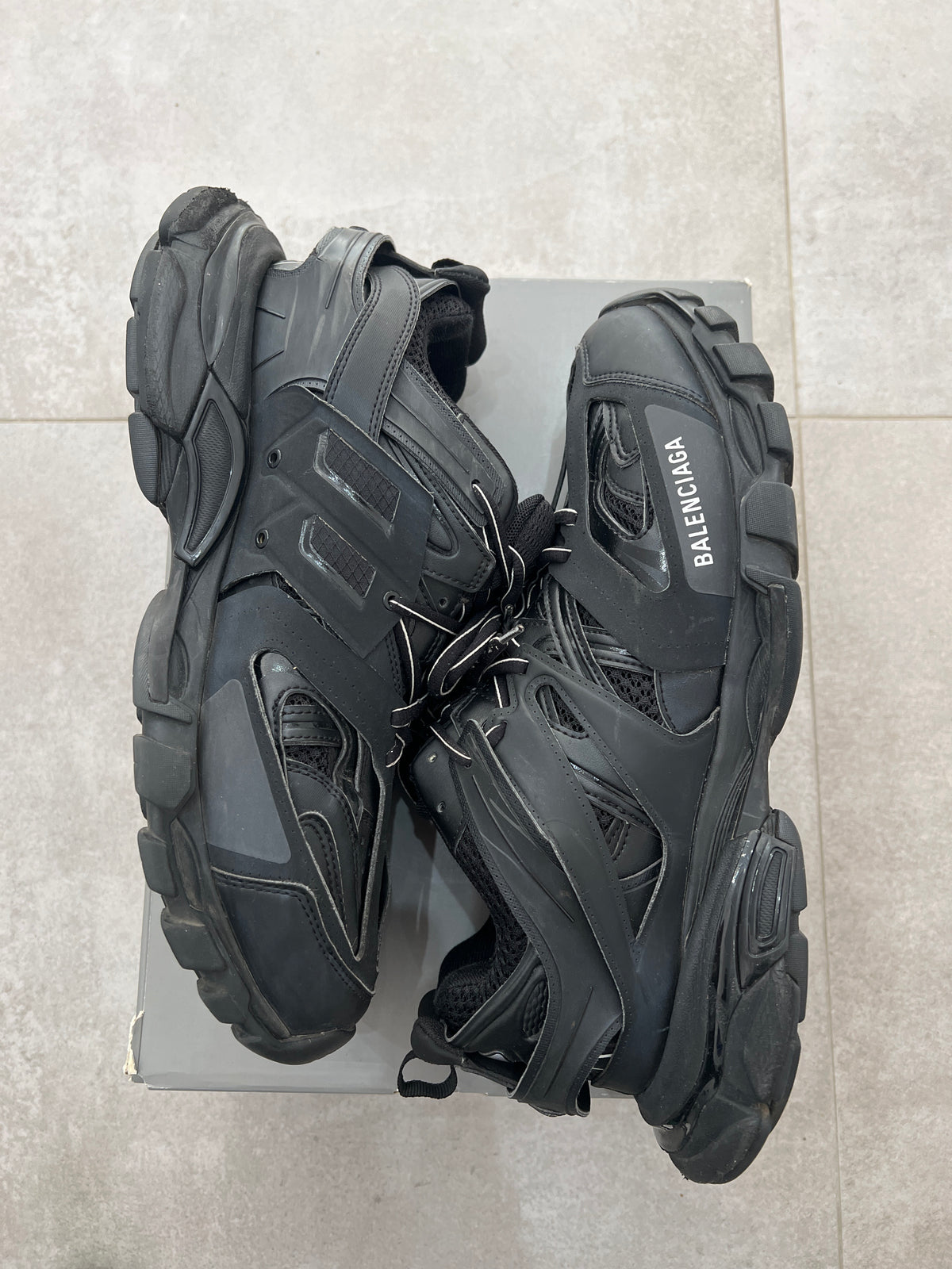 Balenciaga Track Black