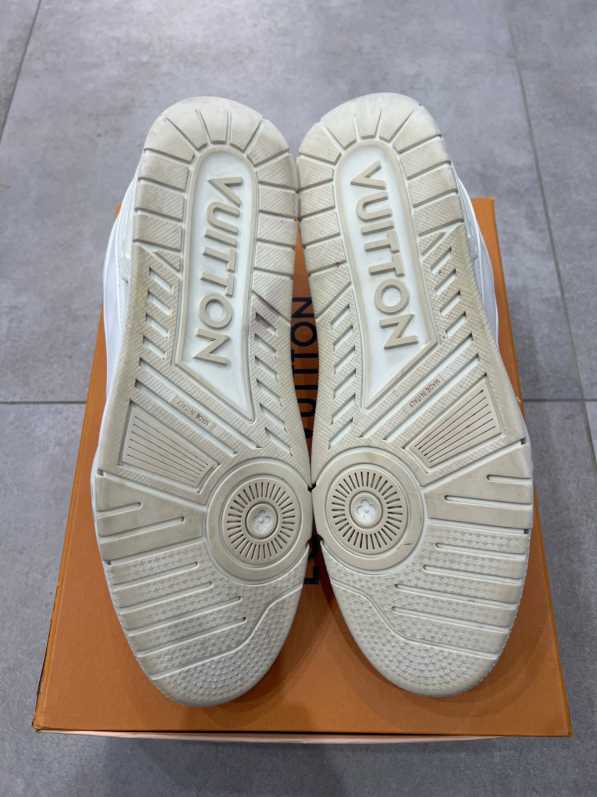 Louis Vuitton Trainer White