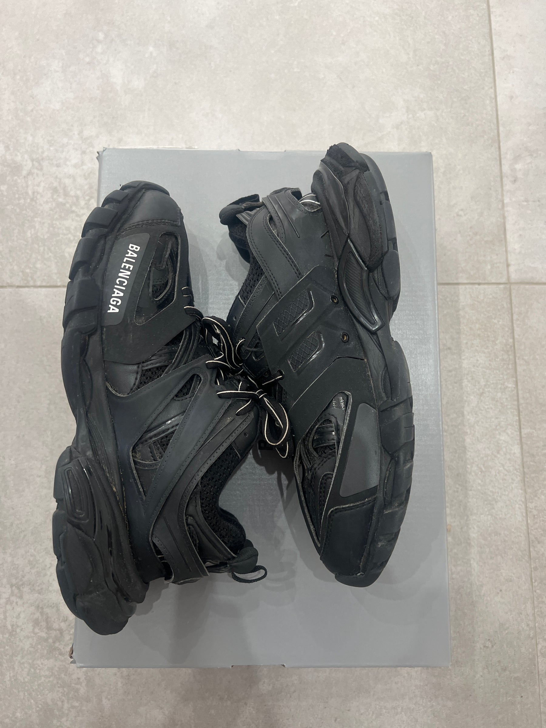 Balenciaga Track Black