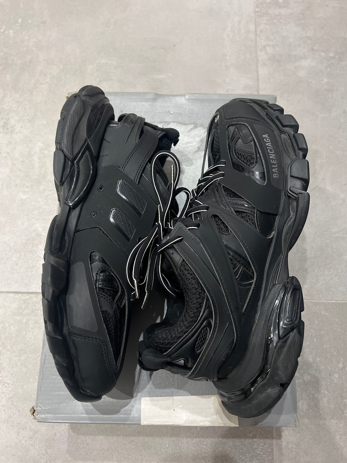 Balenciaga Track Black