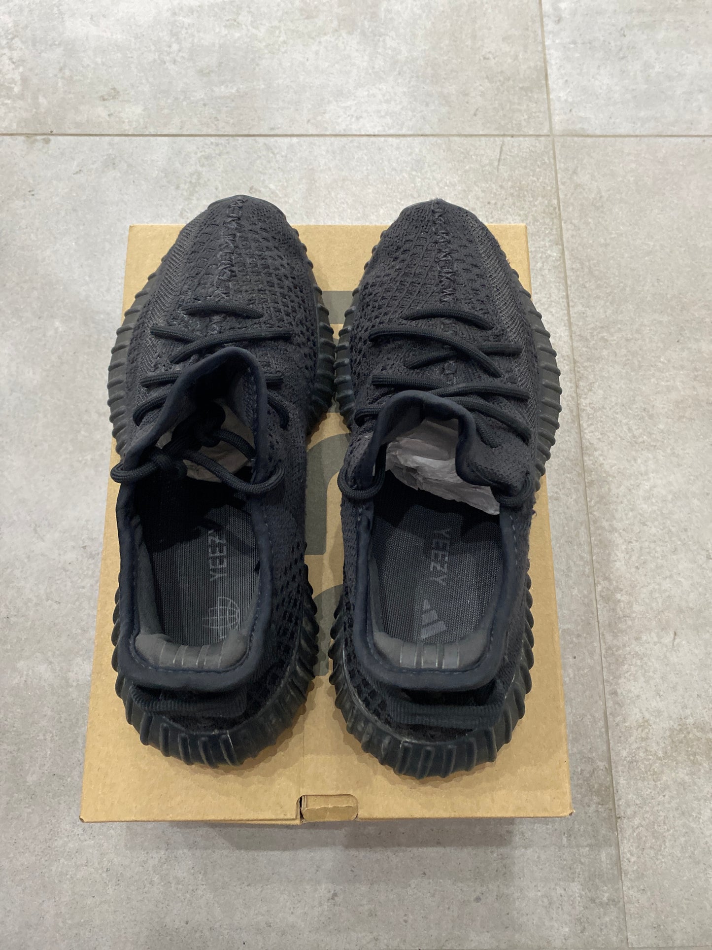 Yezzy 350V2 Onyx