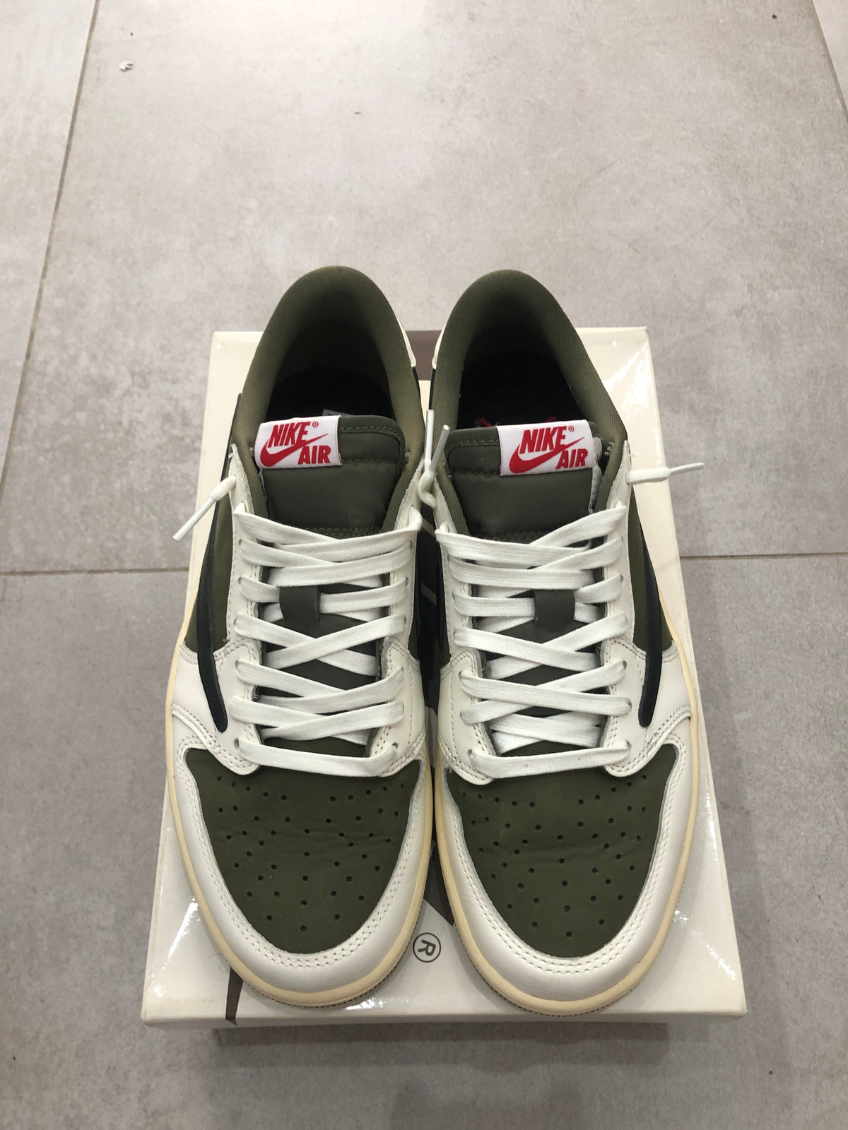 Jordan 1 Low x Travis Scott Medium Olive
