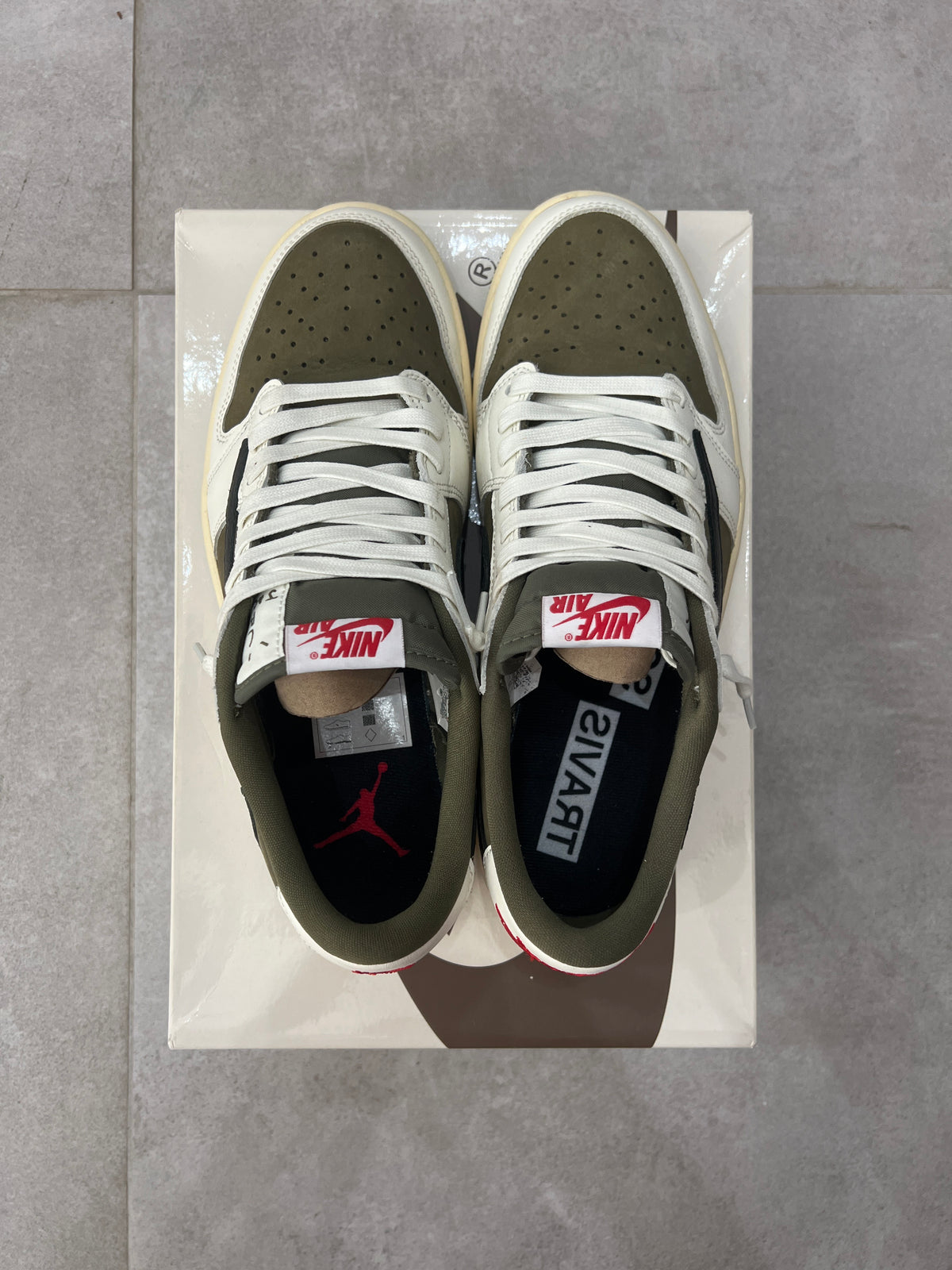 Air Jordan 1 Low x Travis Scott Medium Olive