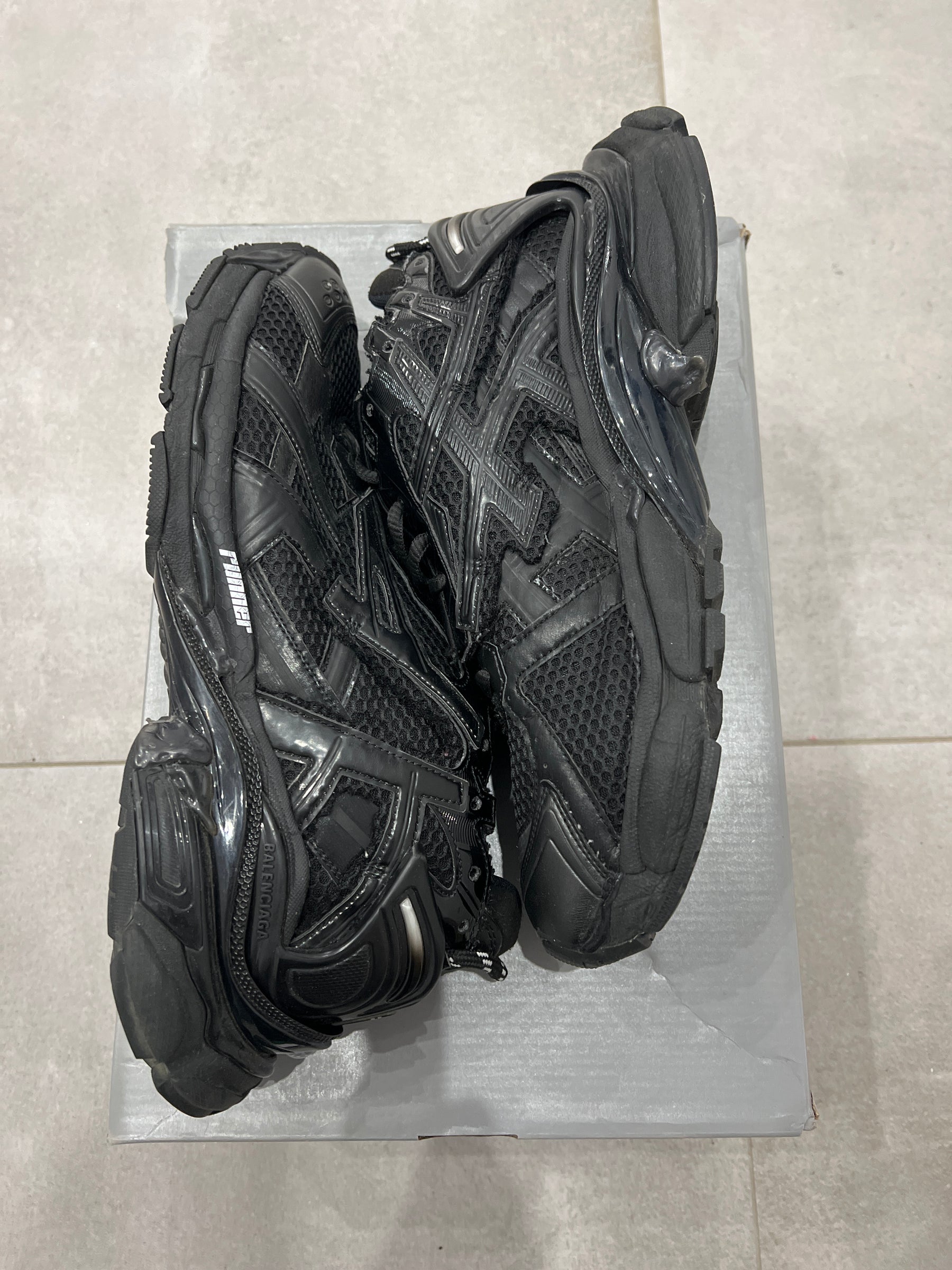 Balenciaga Runner Black