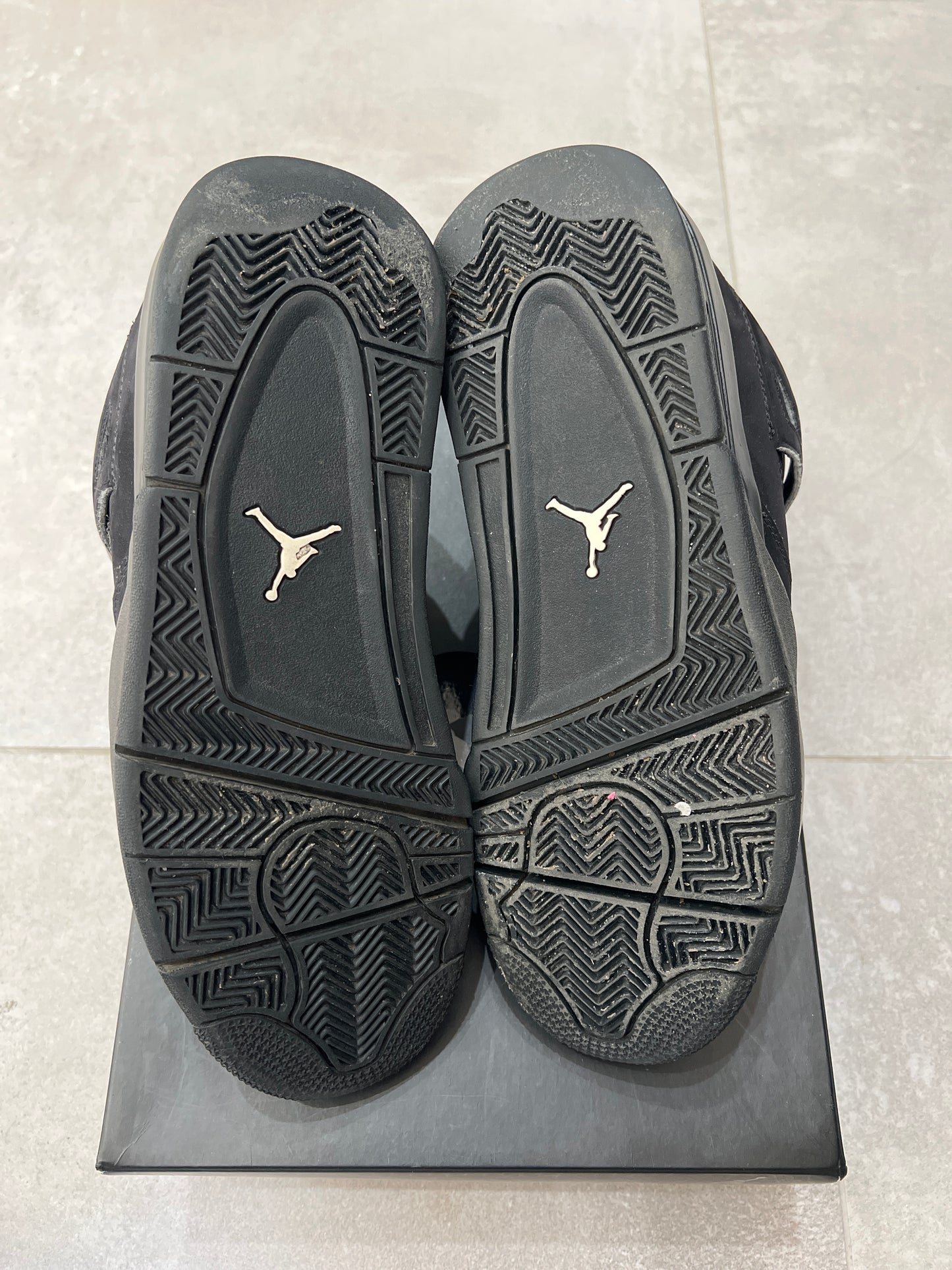 Jordan 4 Black Cat