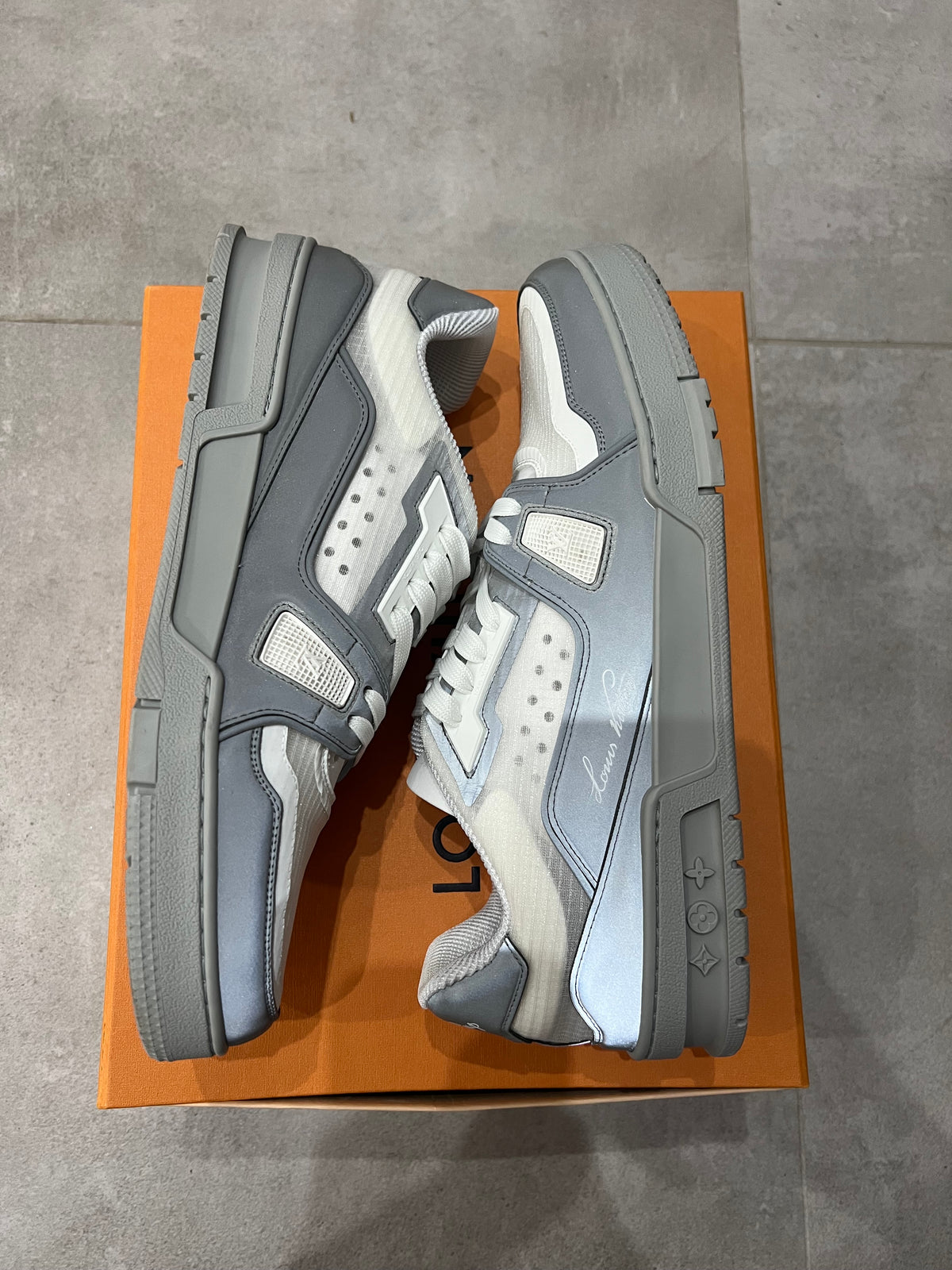 Louis Vuitton Trainer 37th America Cup Grey