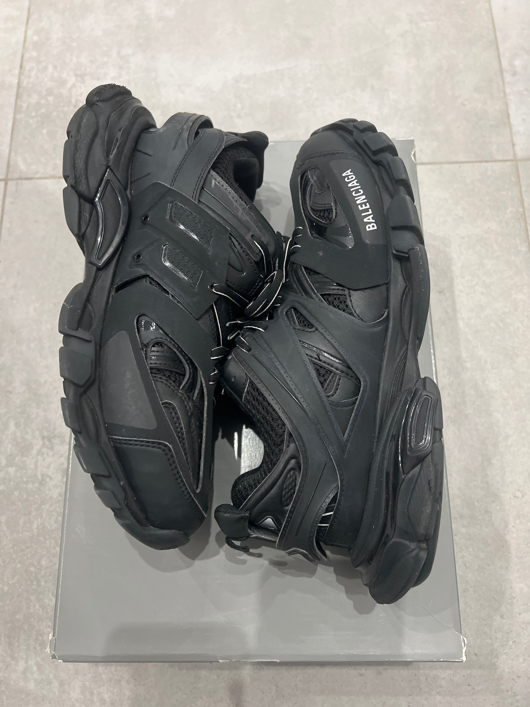Balenciaga Track Black
