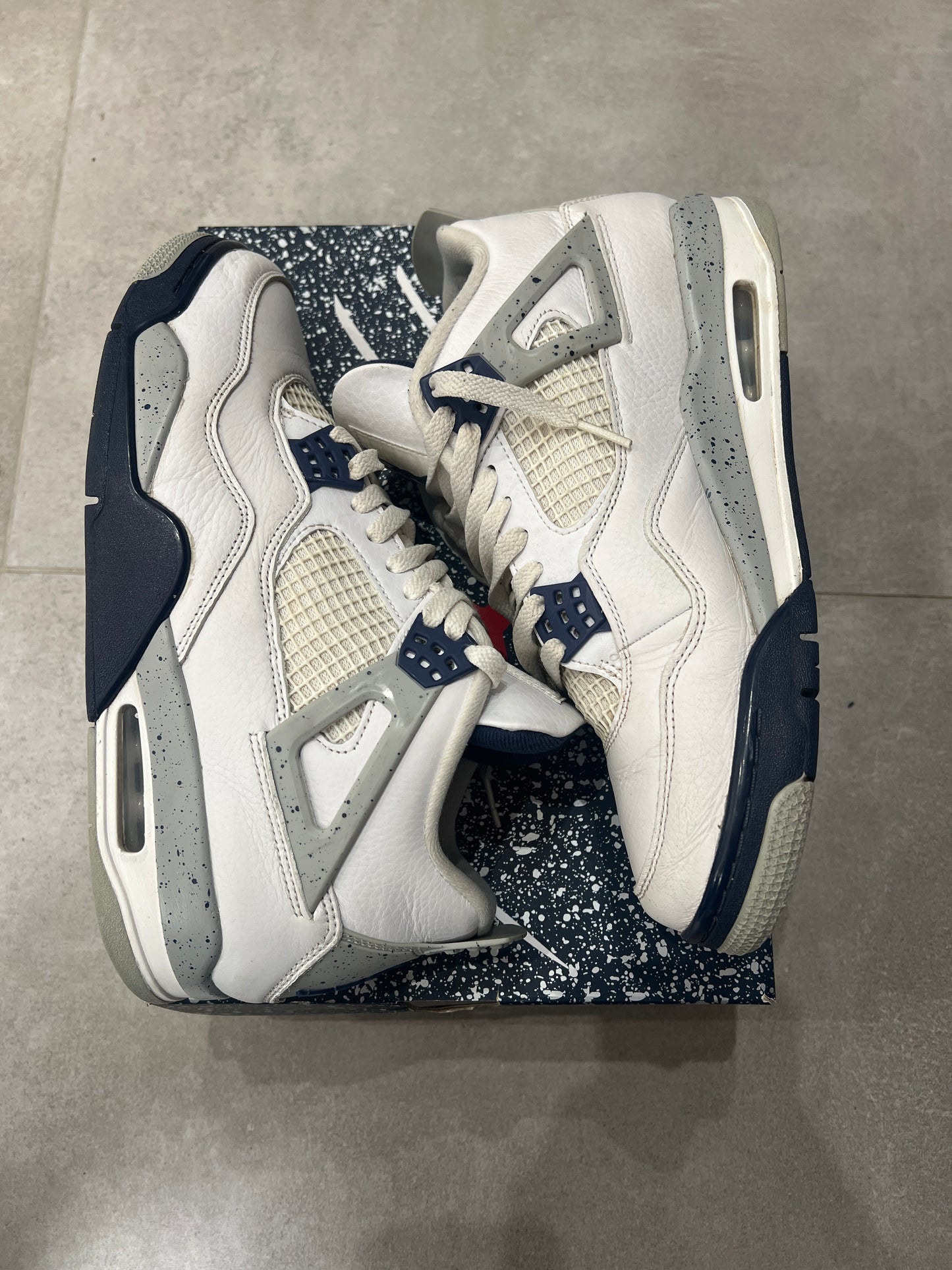 Jordan 4 midnight navy