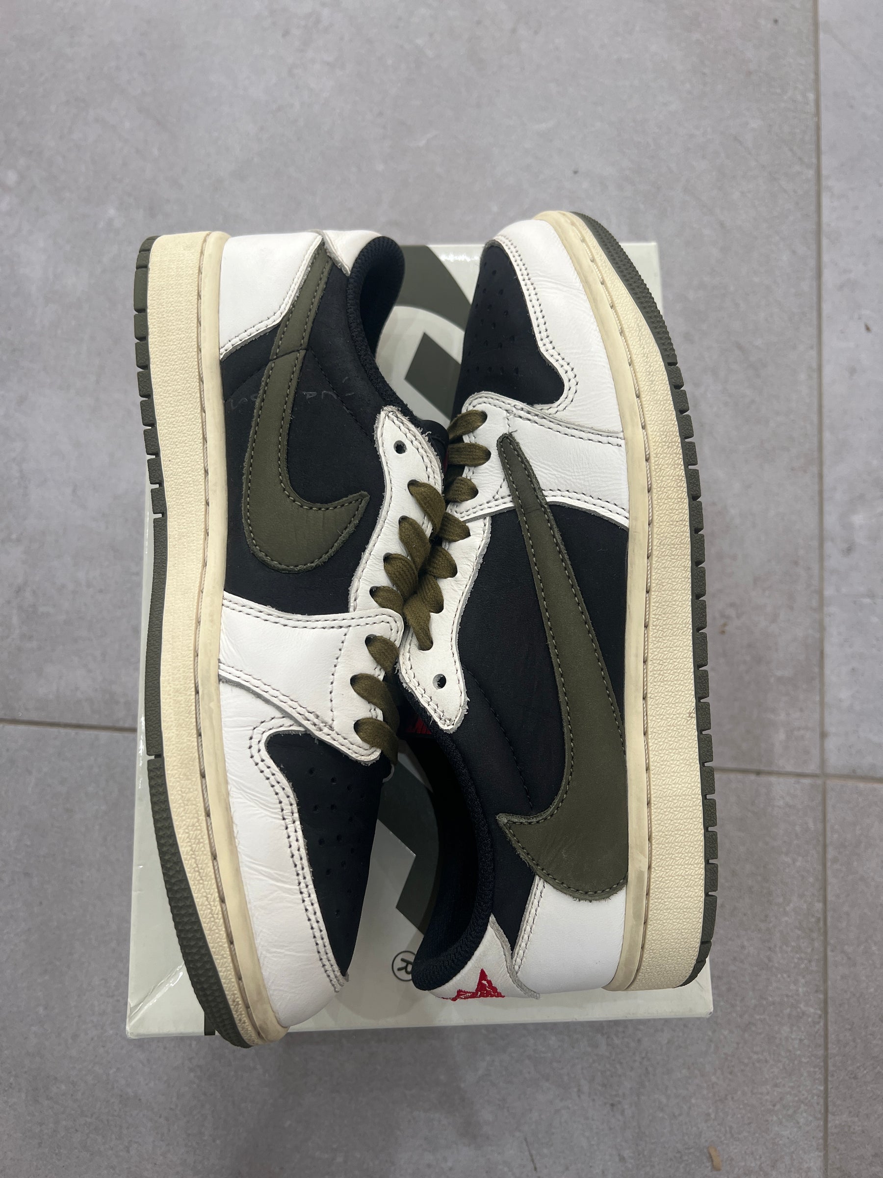 Air Jordan 1 Retro Low OG SP Travis Scott Olive (W)