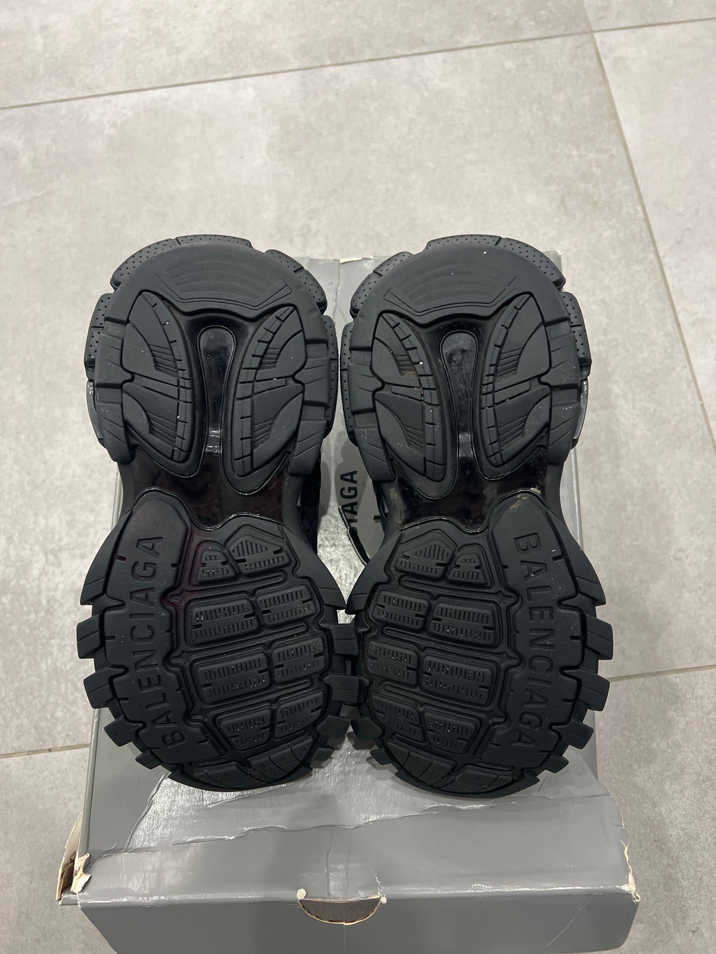 Balenciaga Track Black
