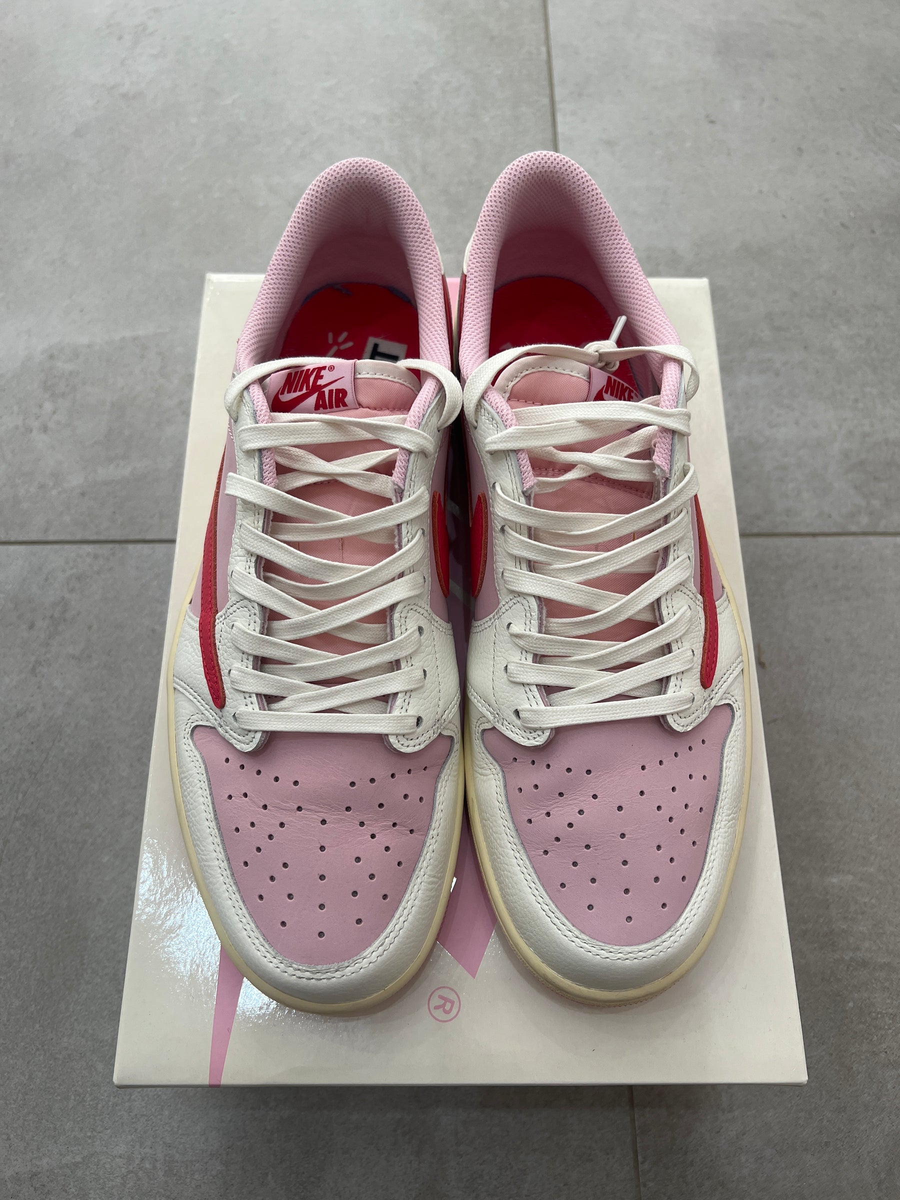 Jordan 1 Low x Travis Scott Tropical Pink