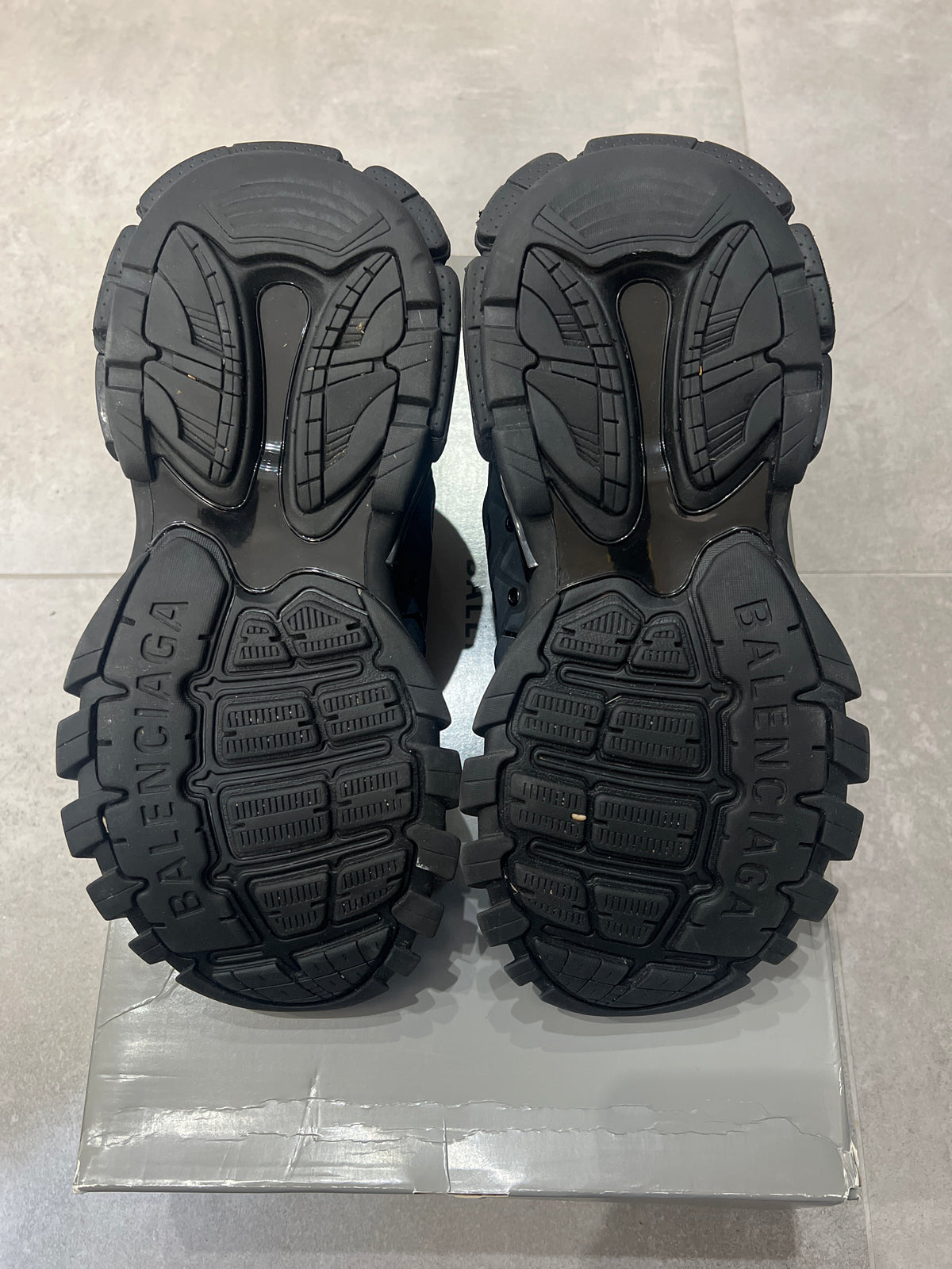 Balenciaga Track Black